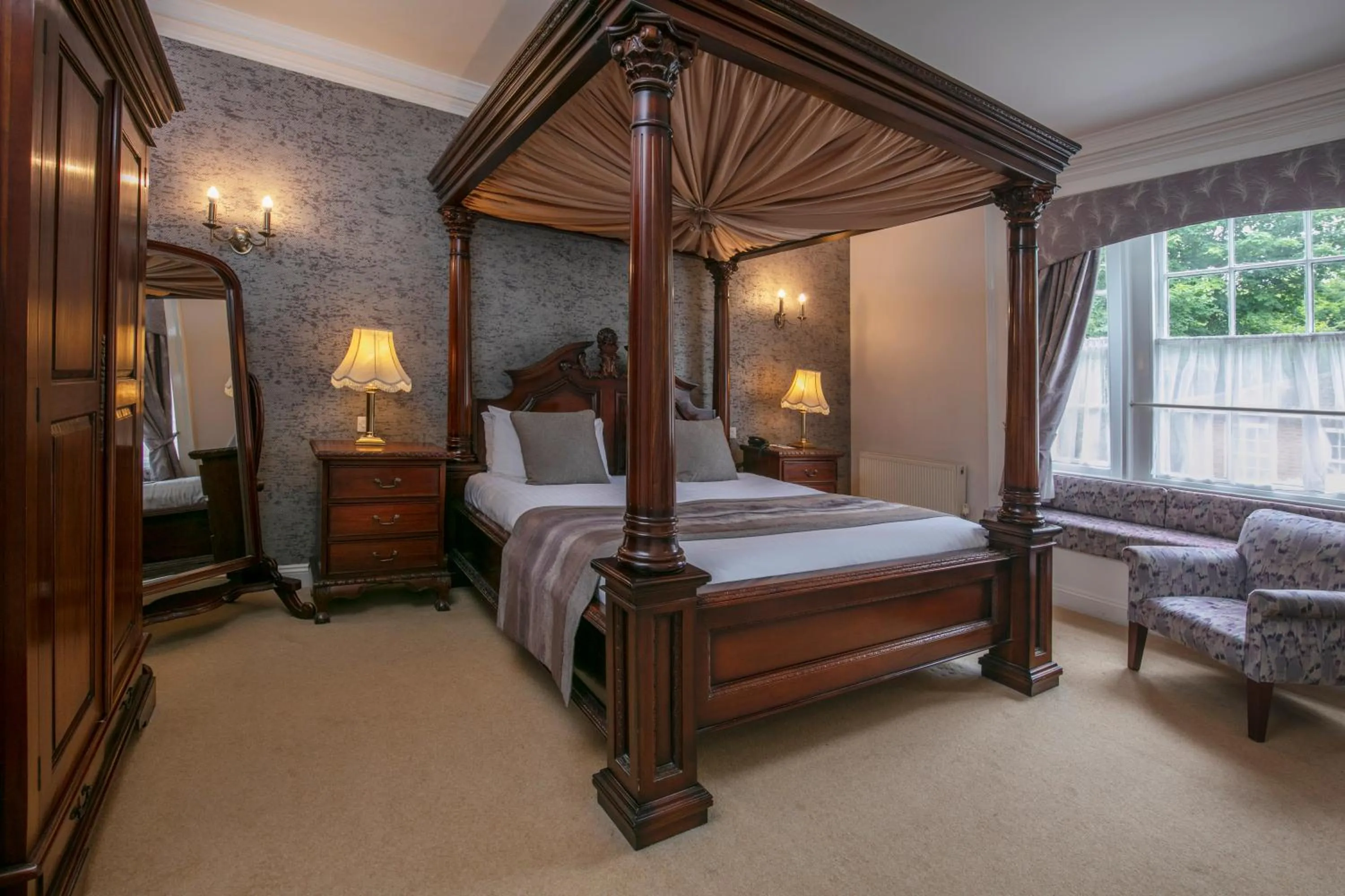 Bedroom, Bed in Moore Place Hotel, BW Signature Collection