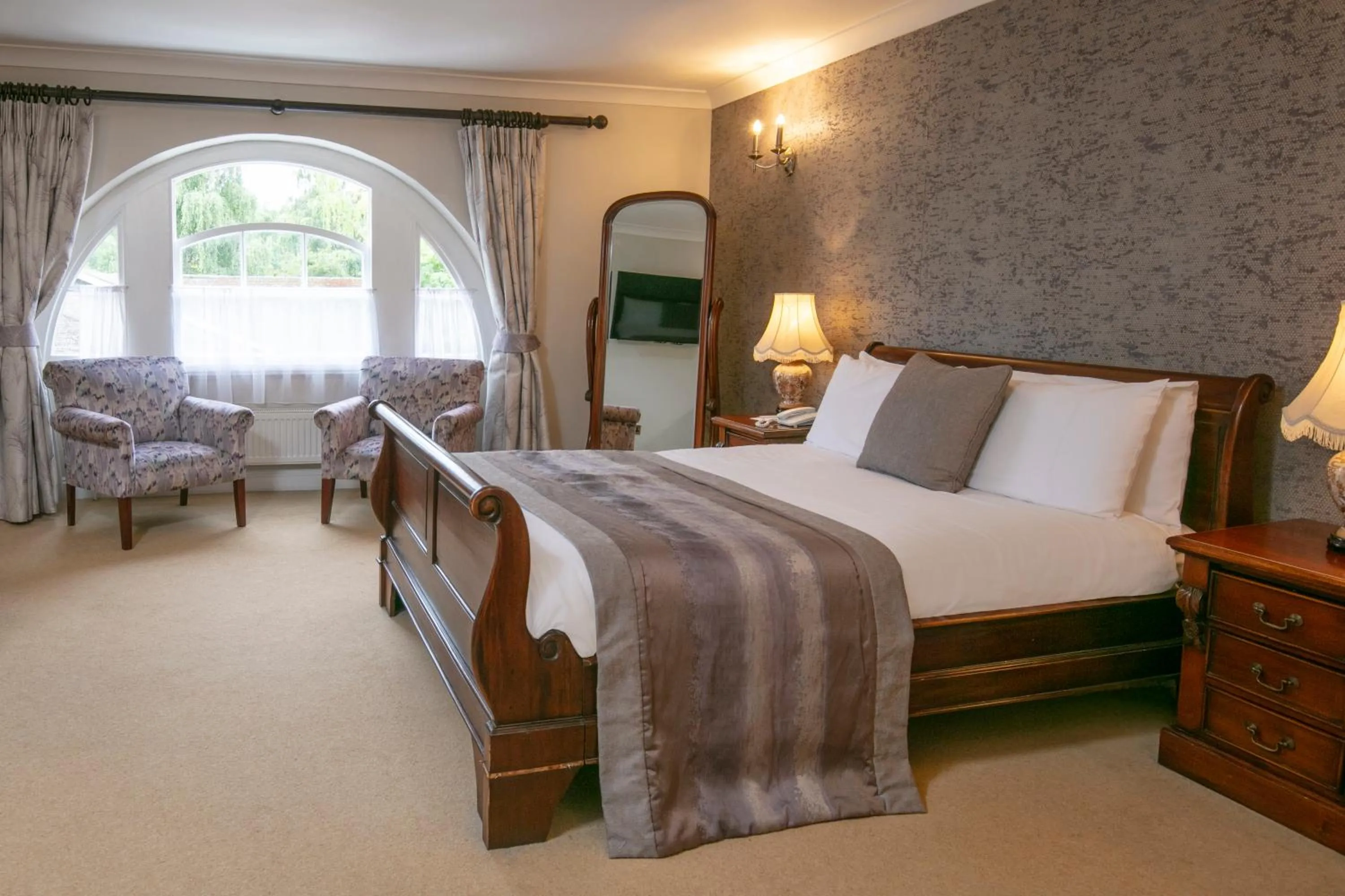 Bedroom, Bed in Moore Place Hotel, BW Signature Collection