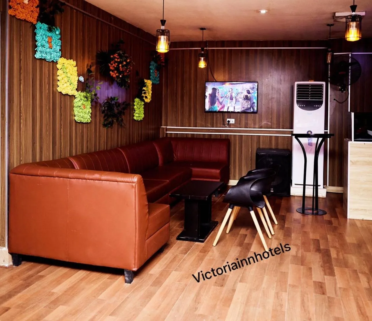 victoria inn hotel and suite