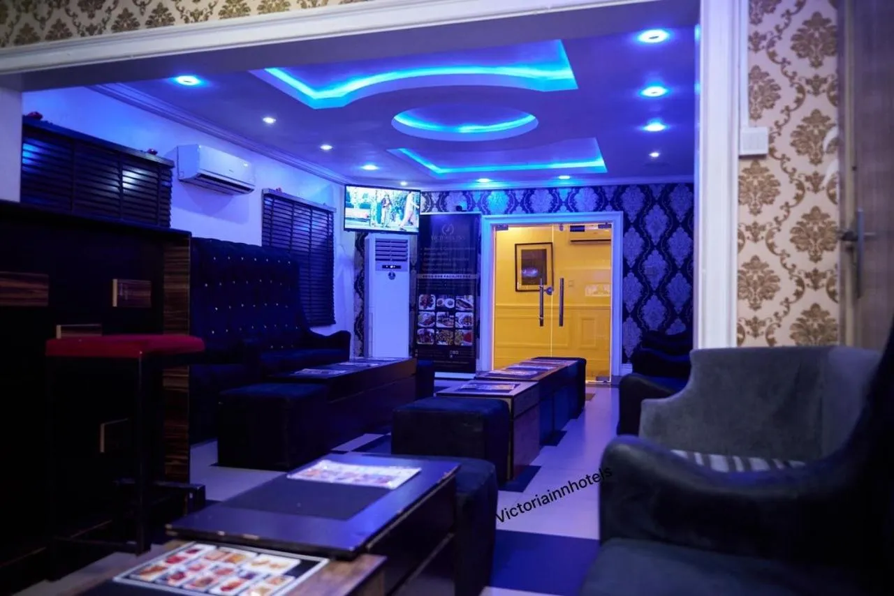 victoria inn hotel and suite