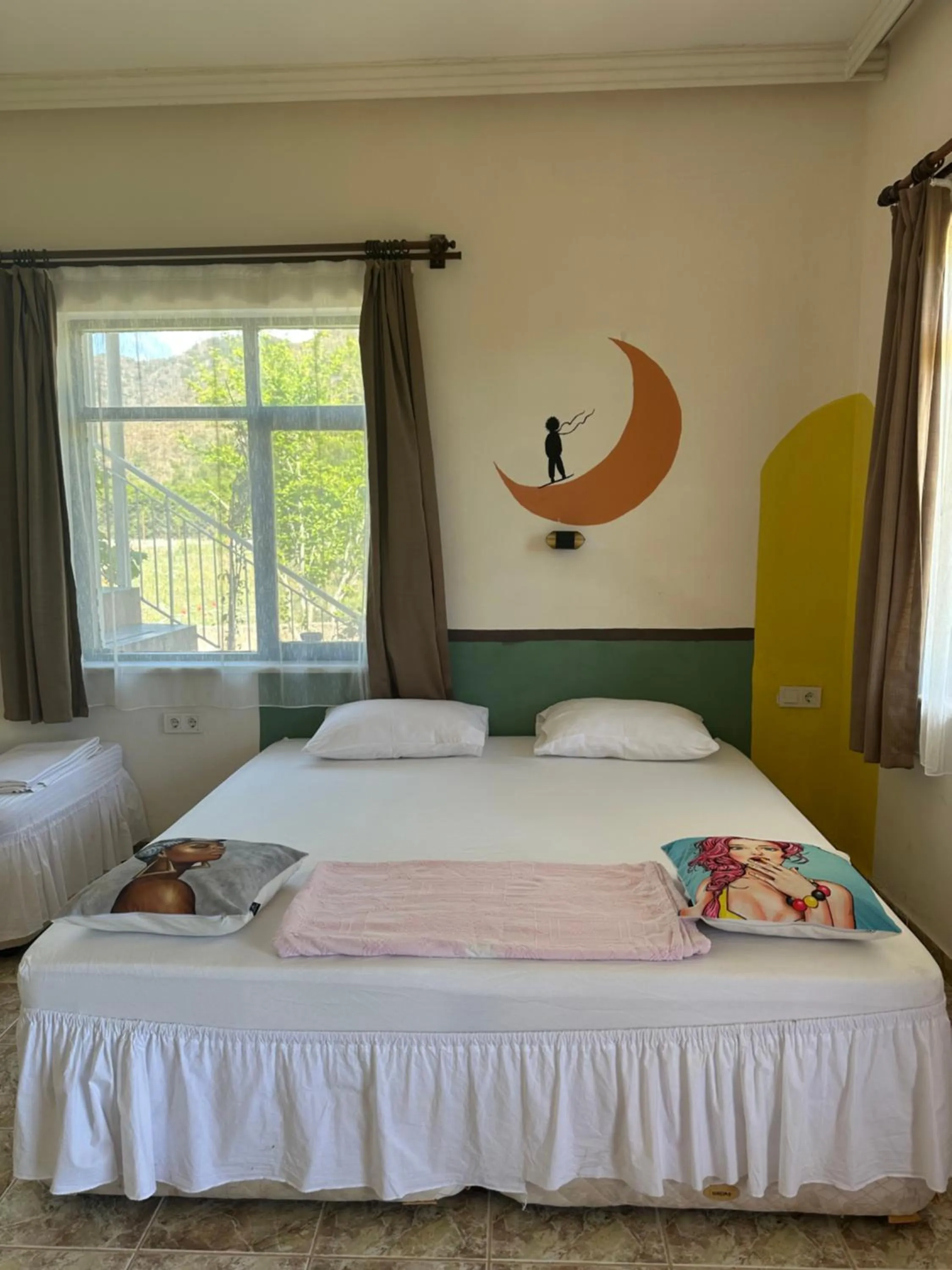 Bed in GAYA PANSİYON ÇIRALI