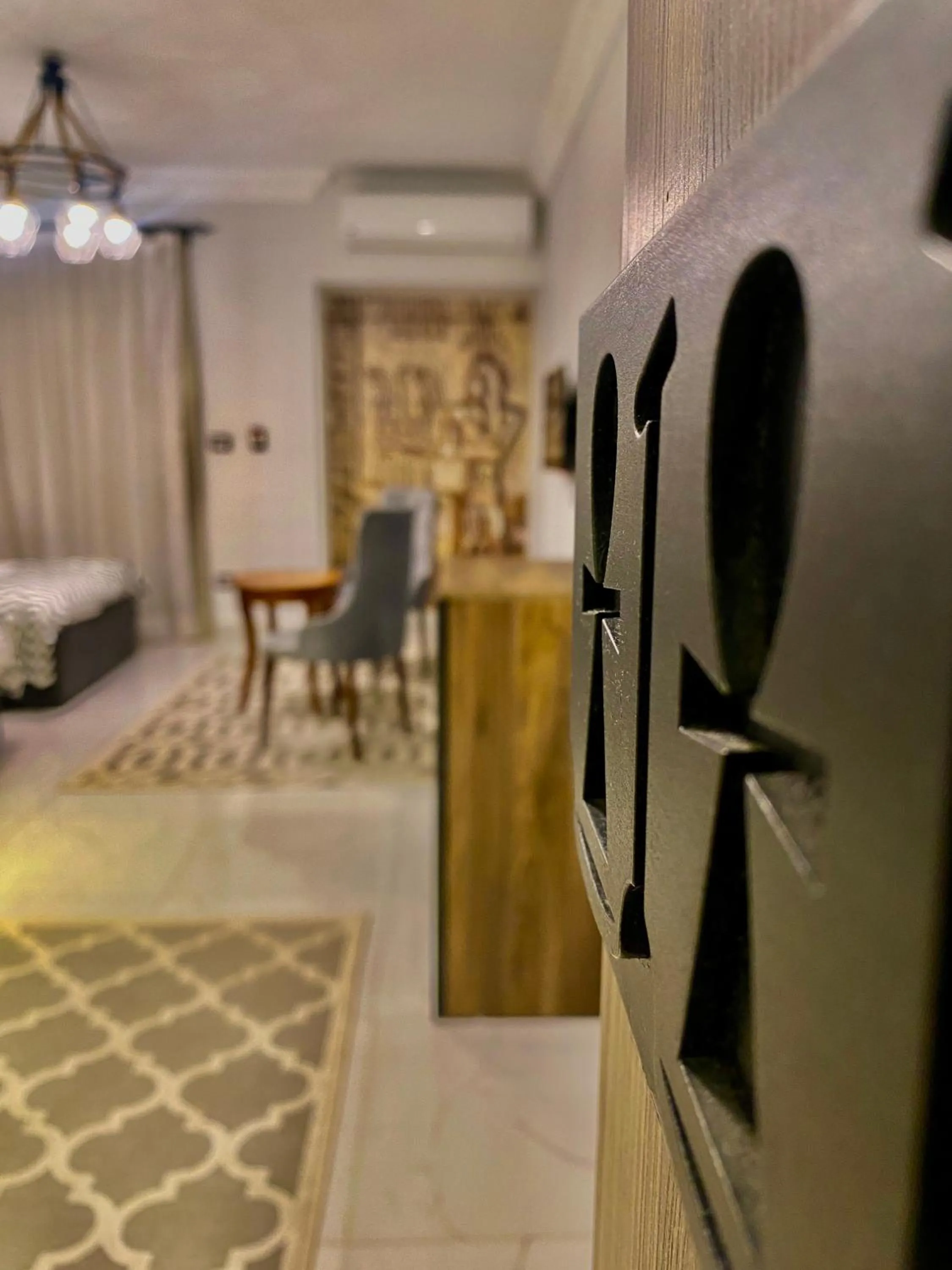 Photo of the whole room in New Museum, Pyramids inn