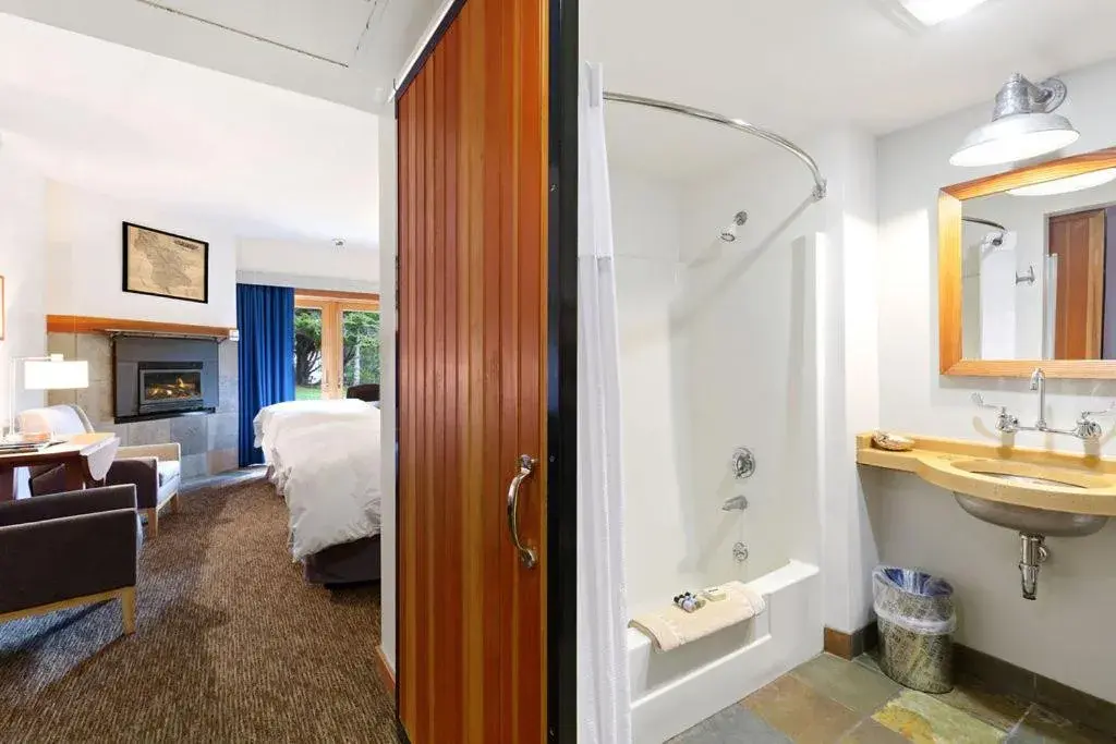 Quadruple Room in Costanoa Quadruple Room in Costanoa