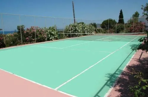Tennis court in Hotel Navarone