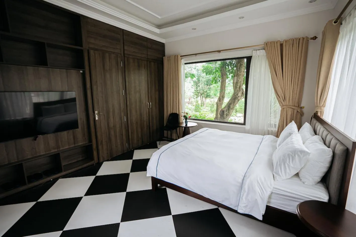 Bed in Paradise Soc Son Resort