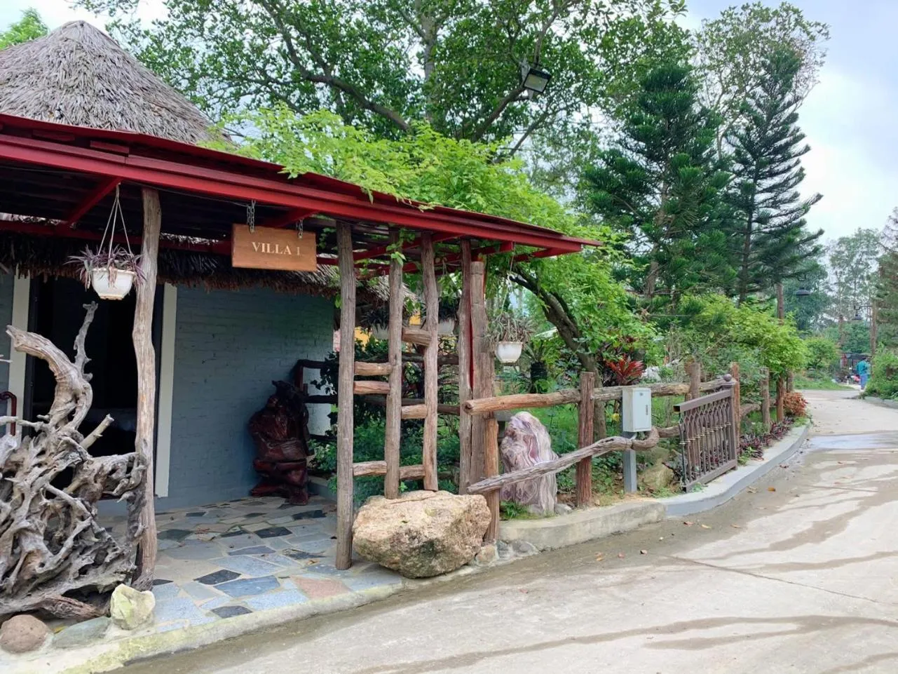 Property building in Paradise Soc Son Resort