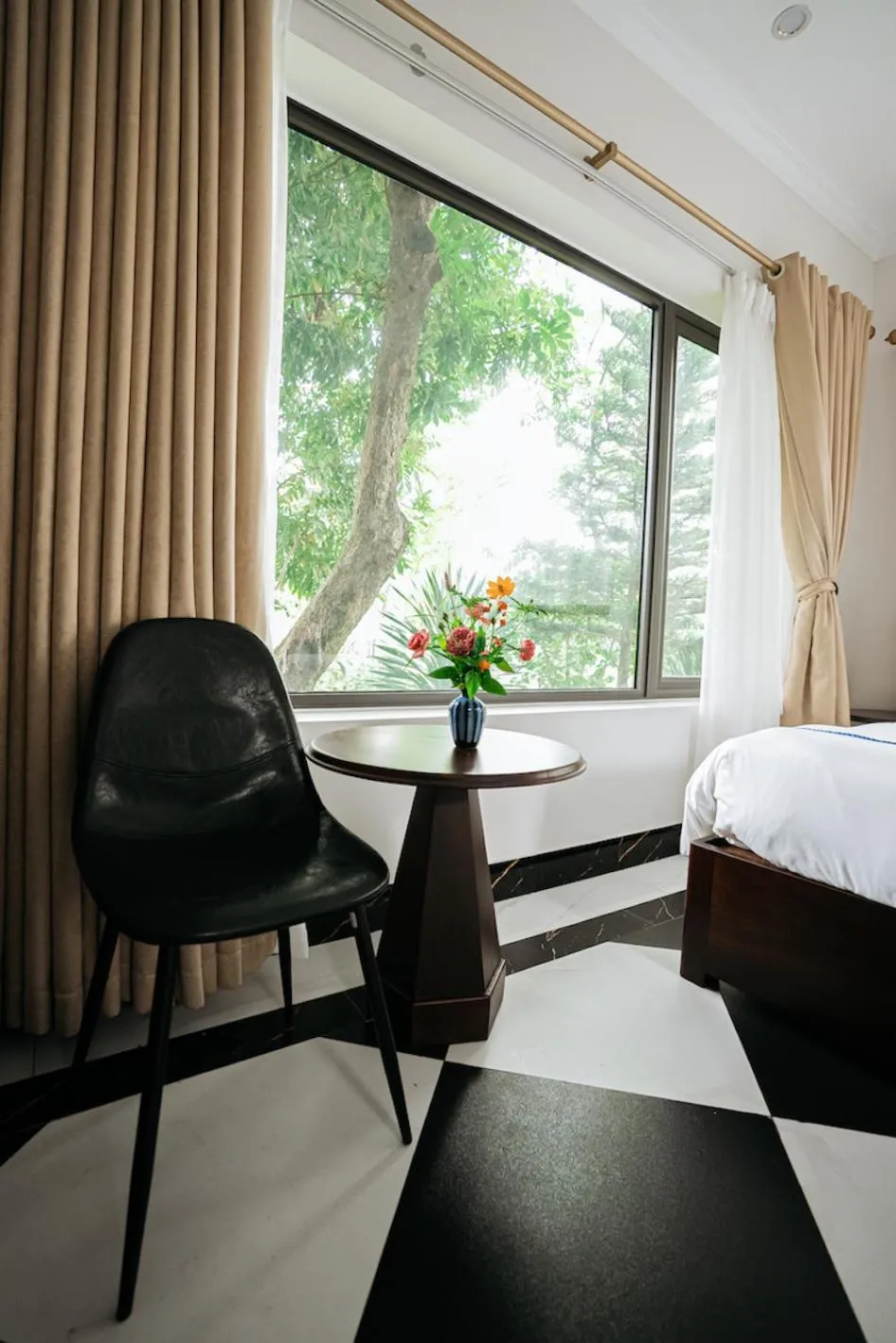 Photo of the whole room, Bed in Paradise Soc Son Resort