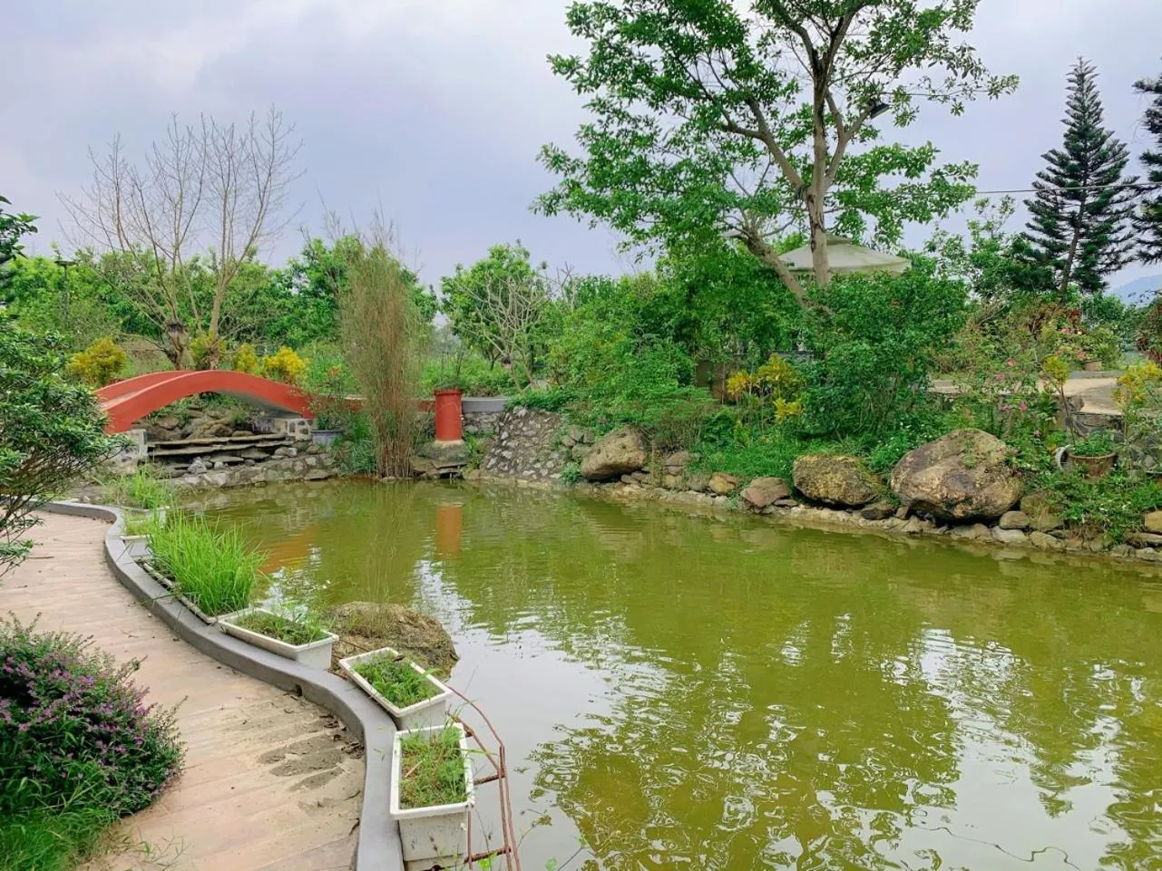 Spring in Paradise Soc Son Resort