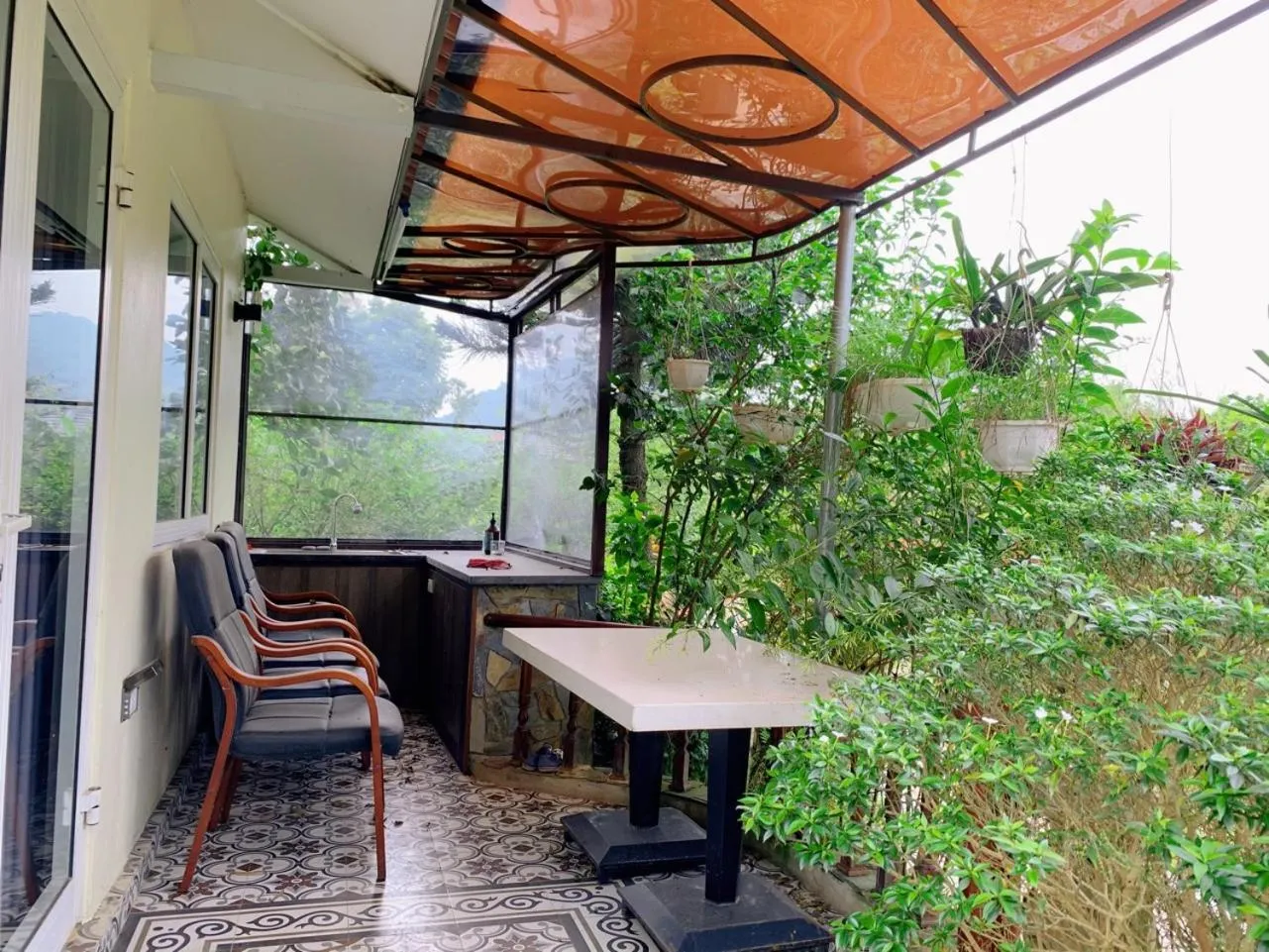 Patio in Paradise Soc Son Resort