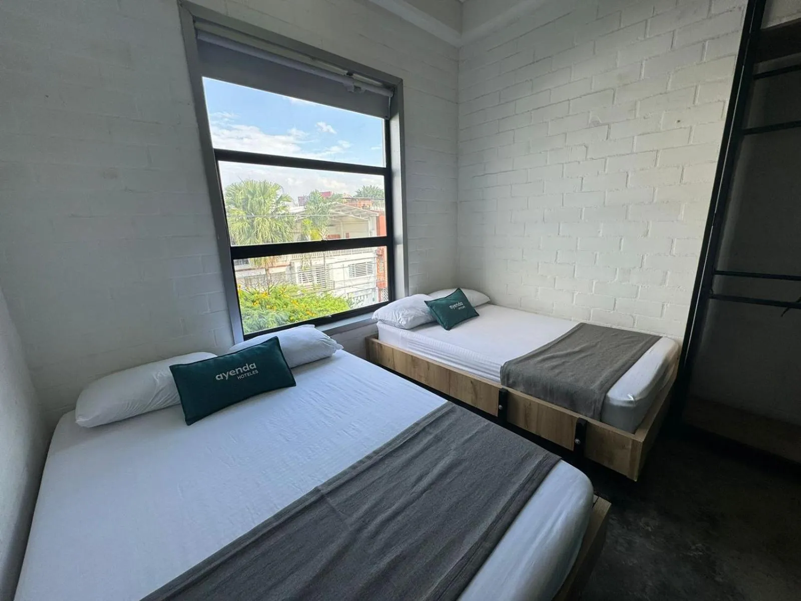 Bed in Hotel Living Box San Fernando