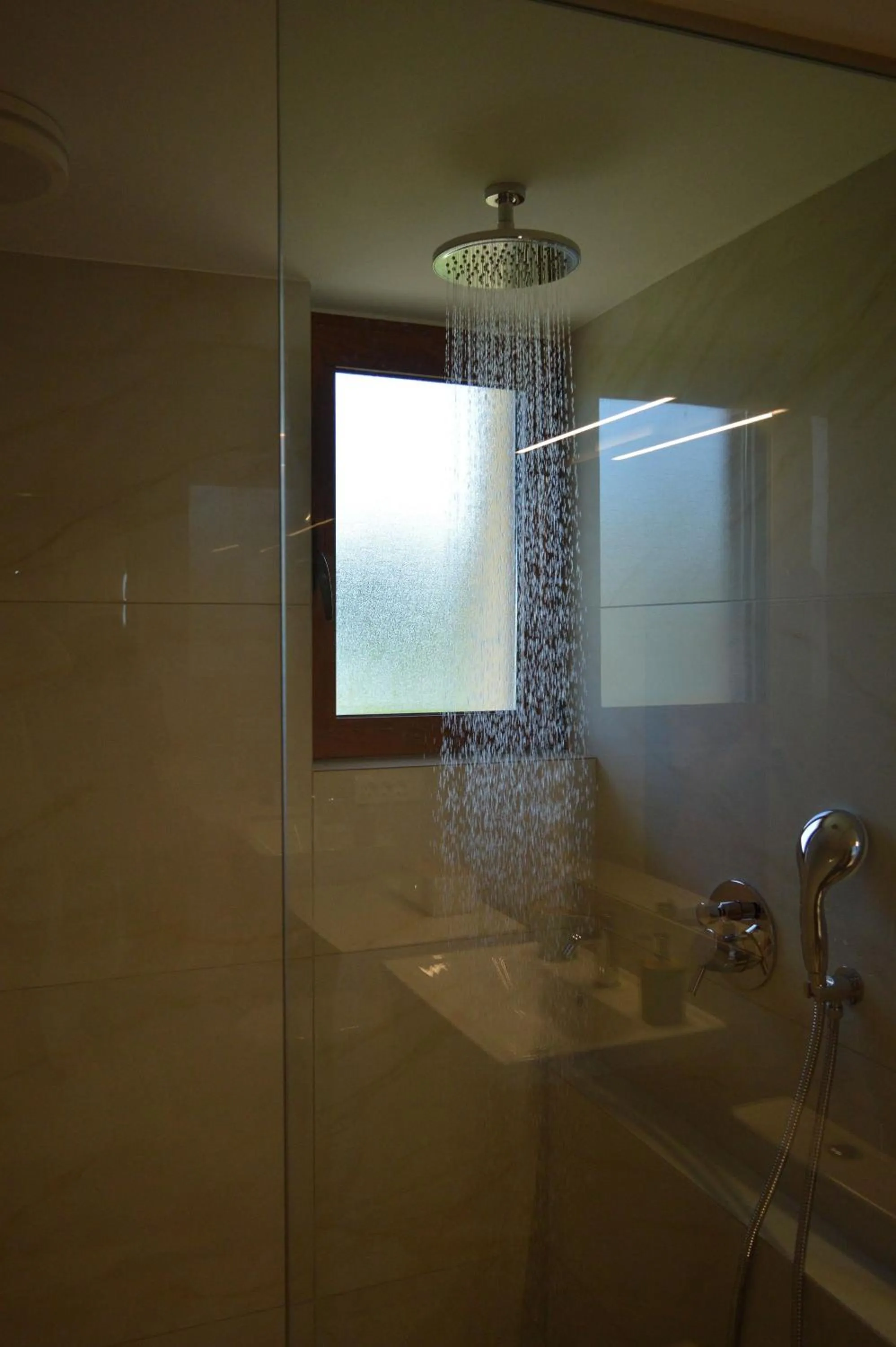 Maleme ocean front serenity