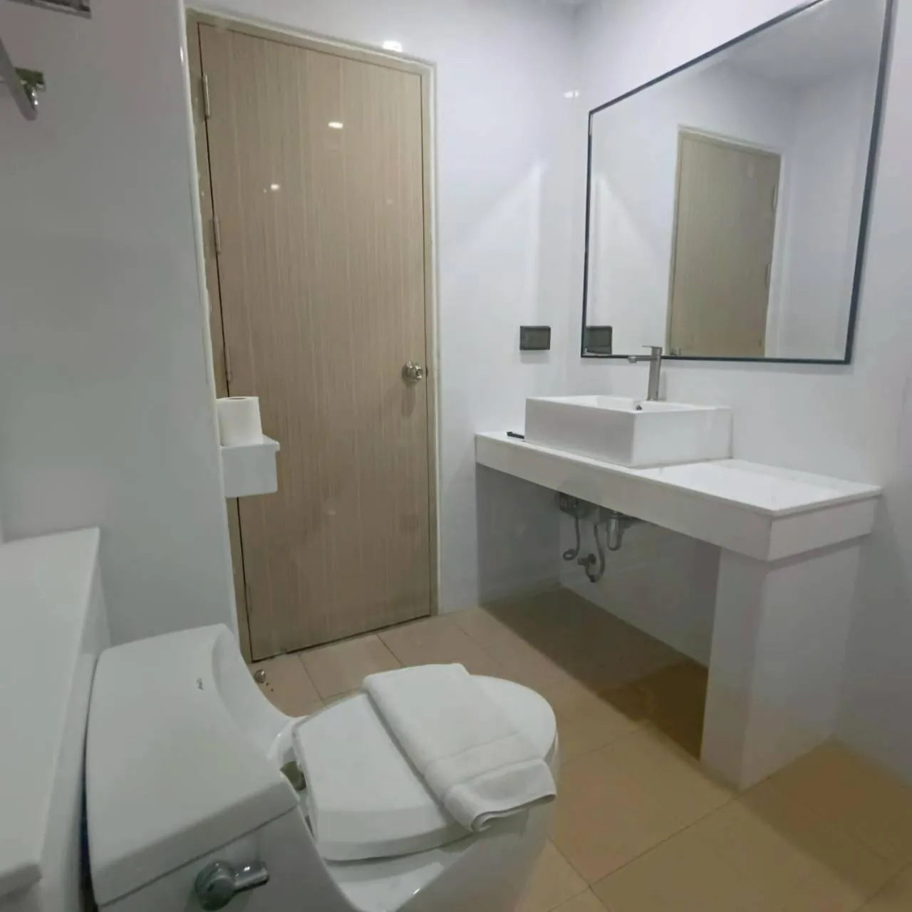 Cozy Donmueang Hotel