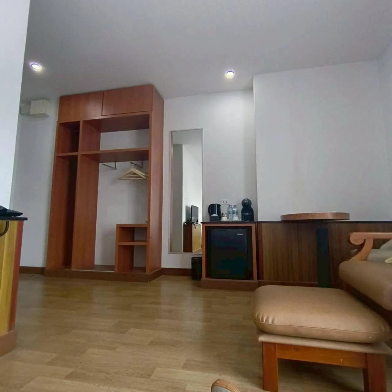 Cozy Donmueang Hotel