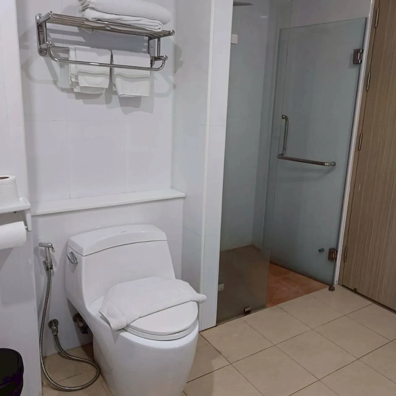 Cozy Donmueang Hotel