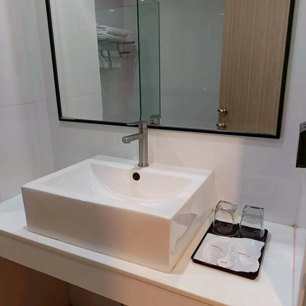 Cozy Donmueang Hotel