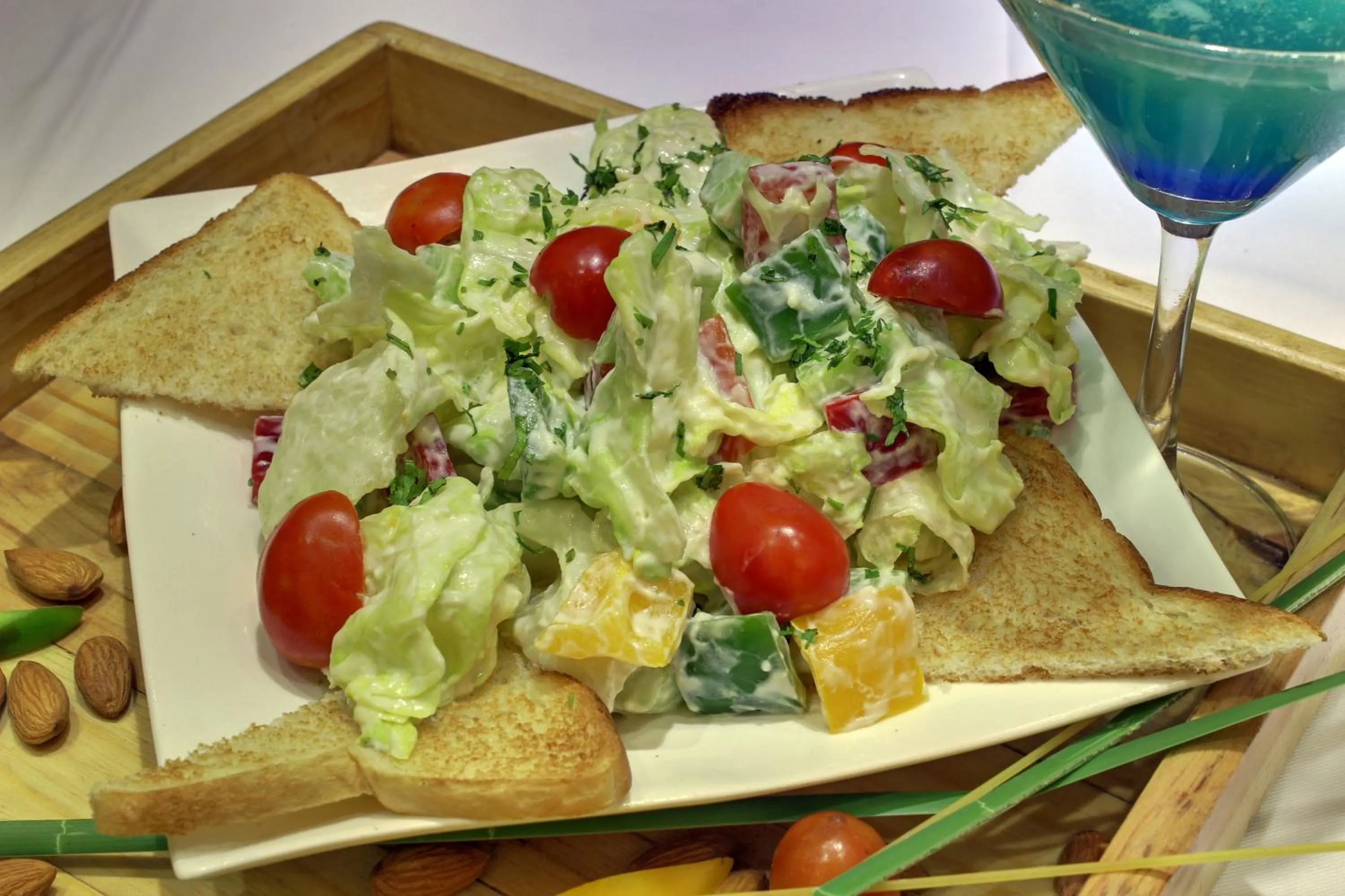 Food and drinks in The Radiant Swan