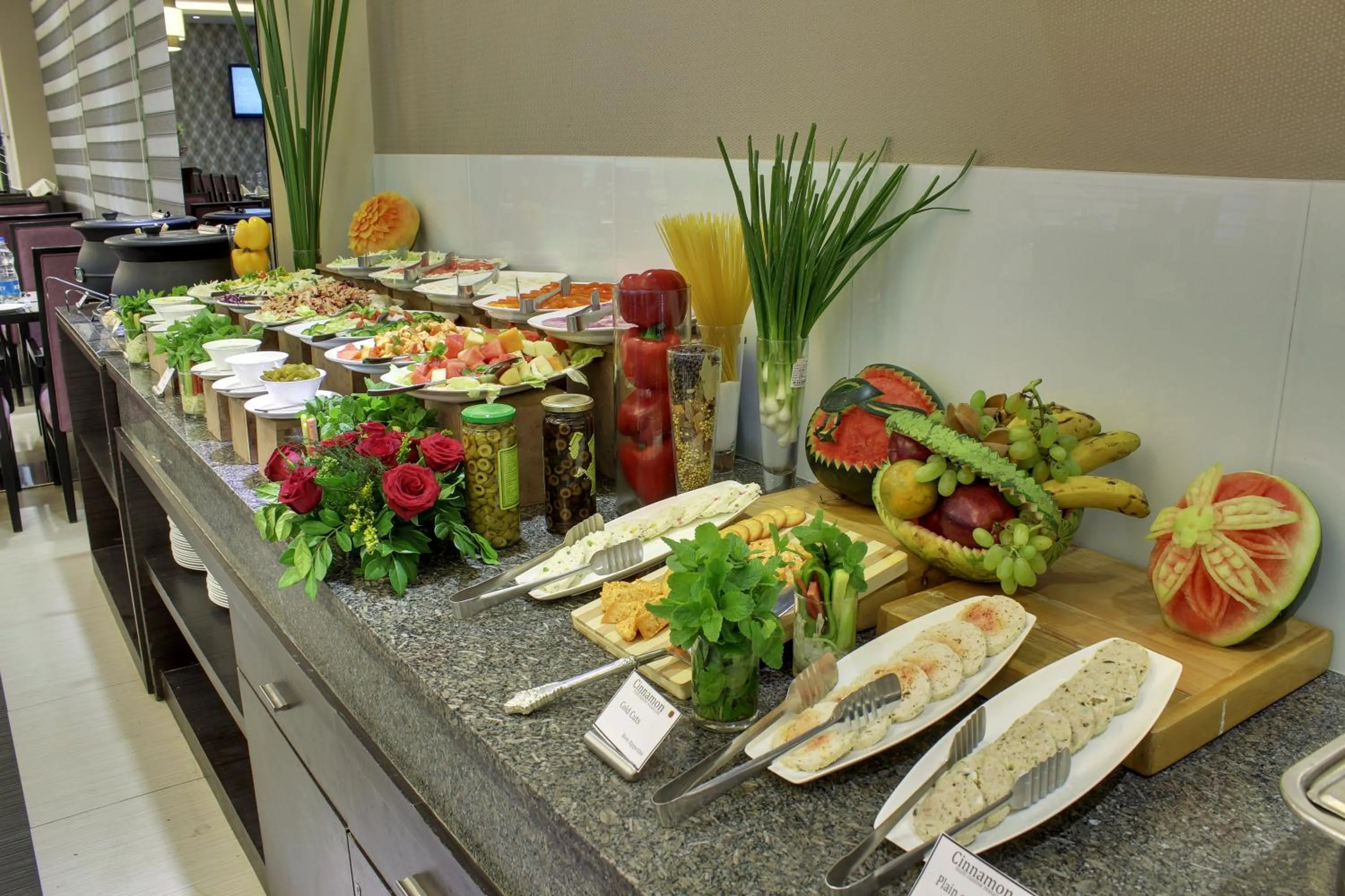 Restaurant/places to eat in The Radiant Swan