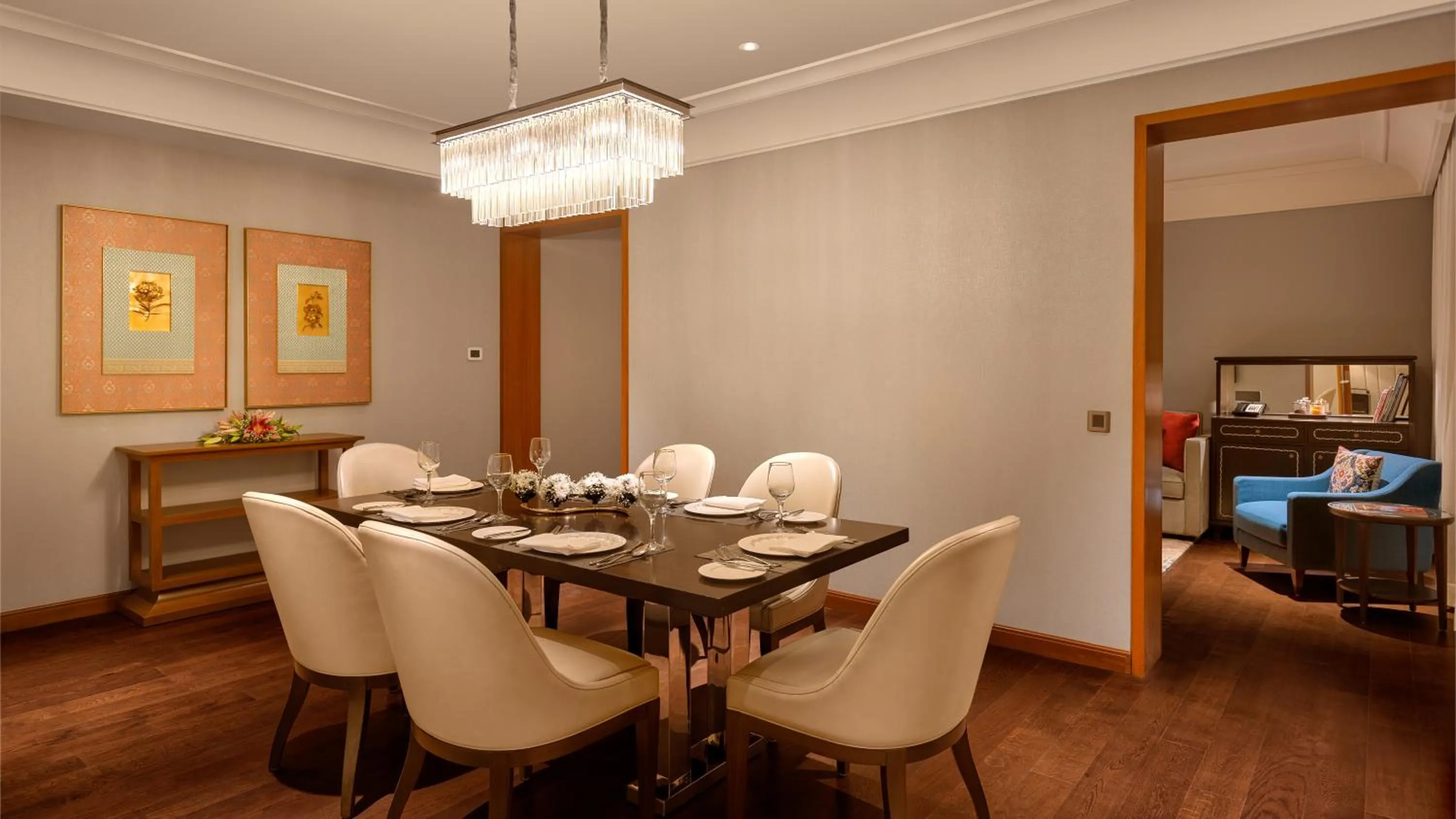 Dining area in The Leela Hyderabad Banjara Hills