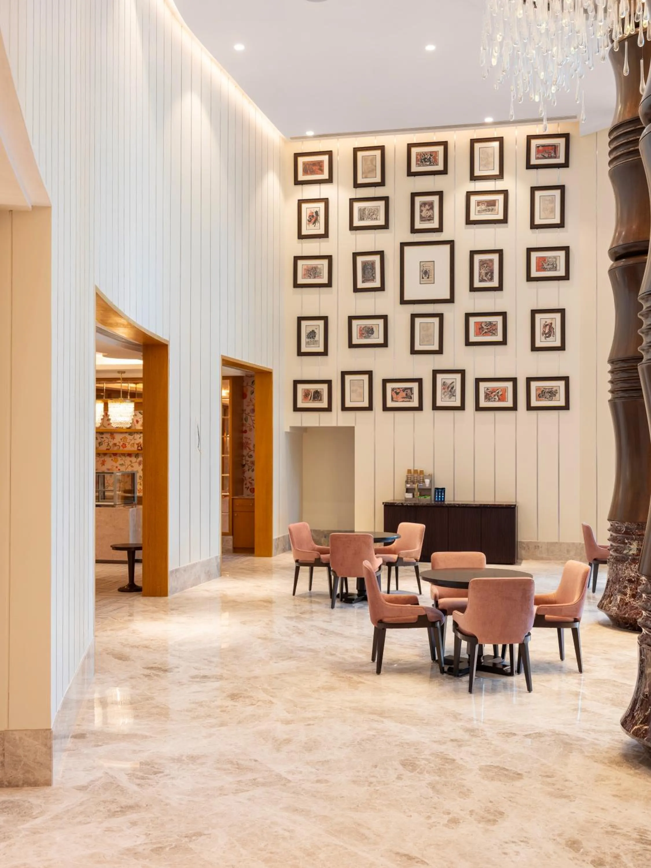 Restaurant/places to eat in The Leela Hyderabad Banjara Hills