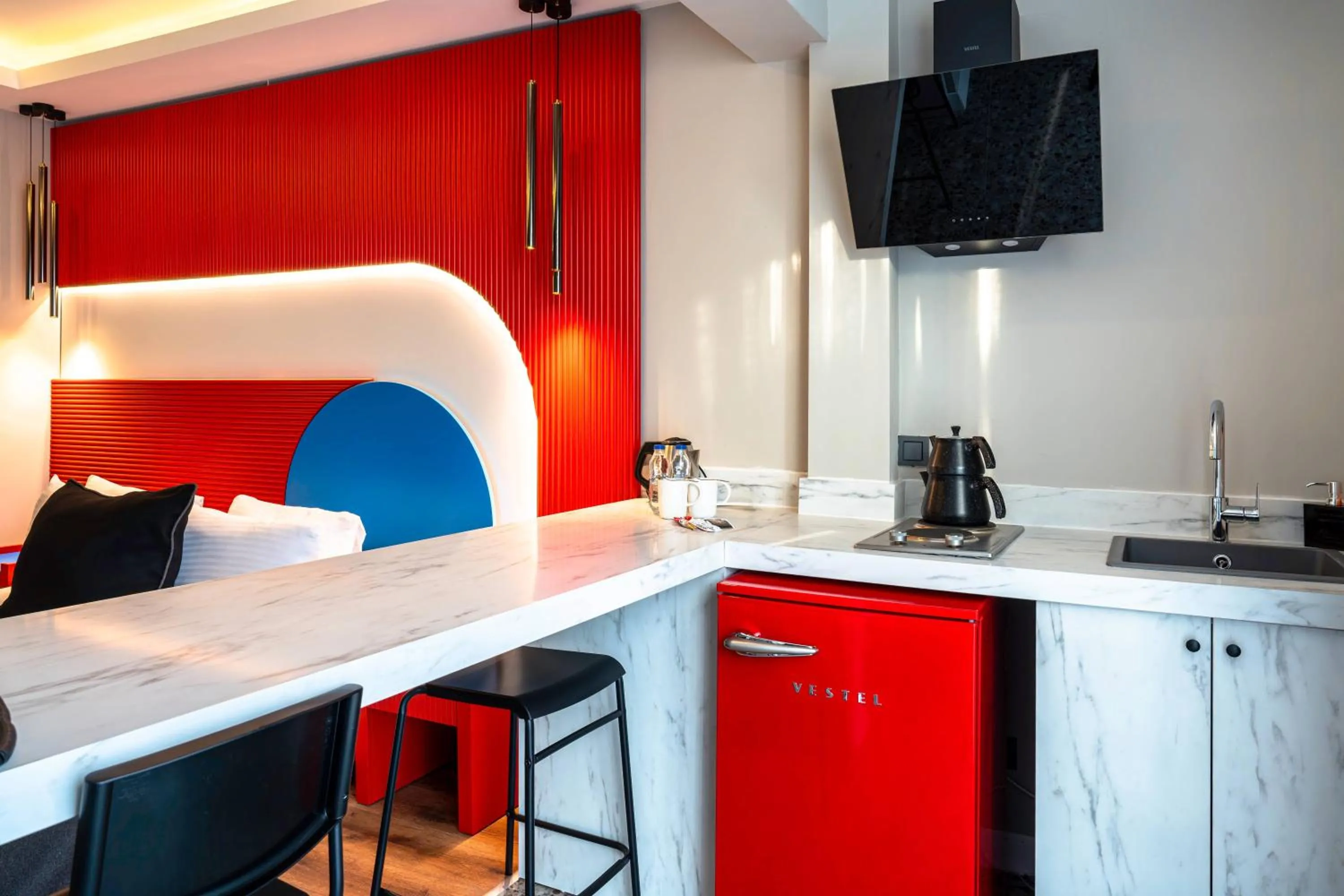 Photo of the whole room in Lucky Monkey Midi Hotel