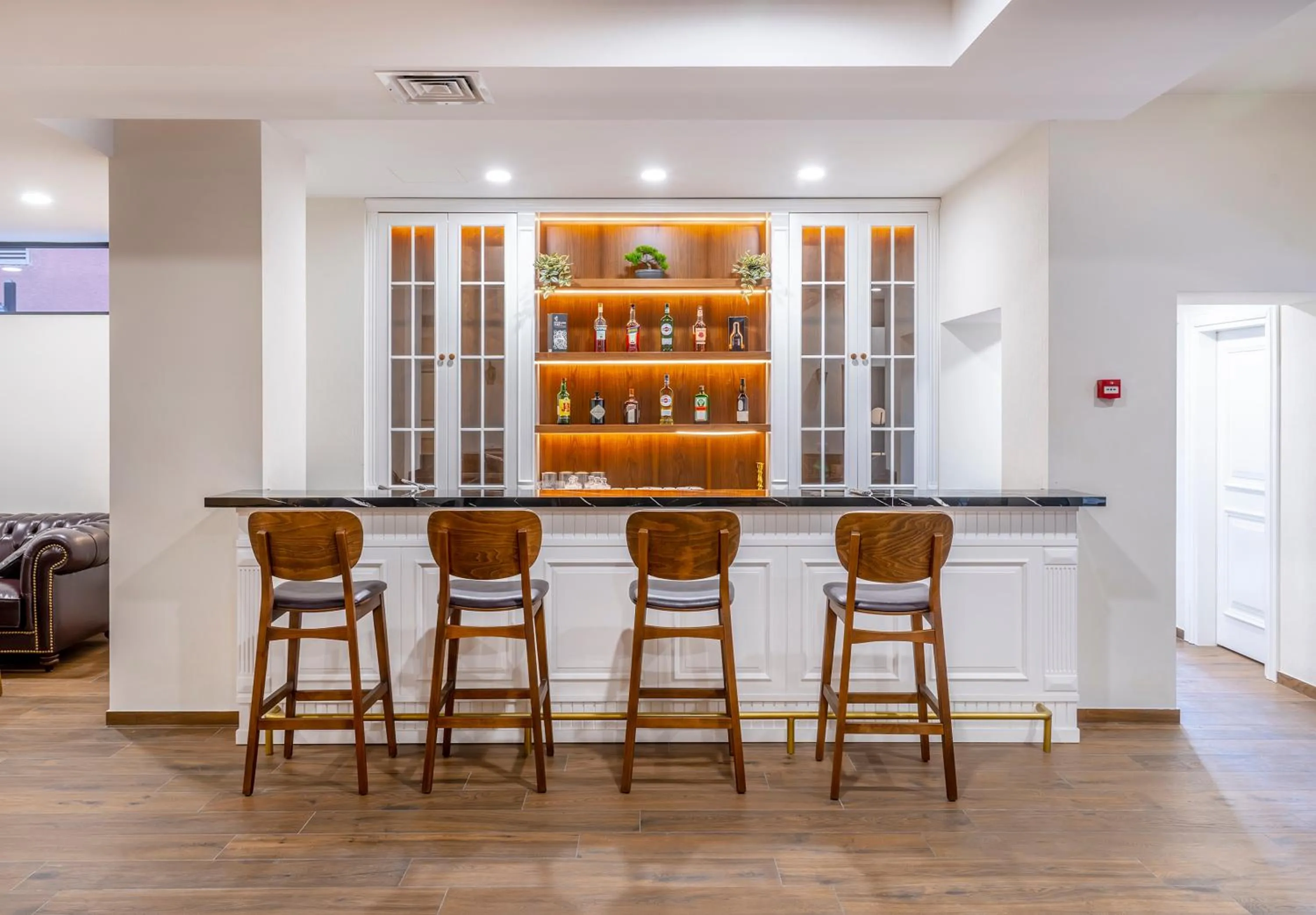 Seating area in Iris Hotel