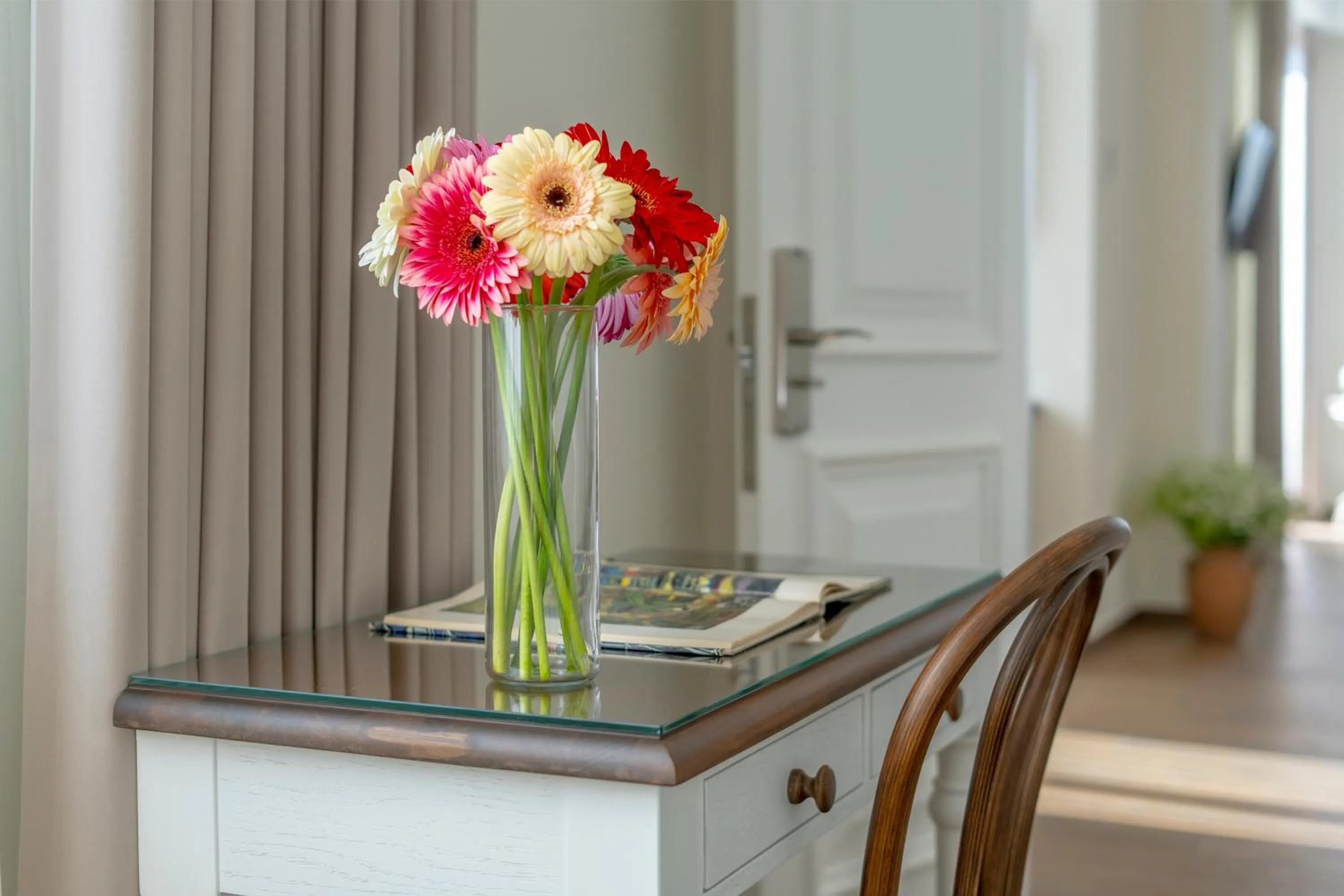 Seating area in Iris Hotel
