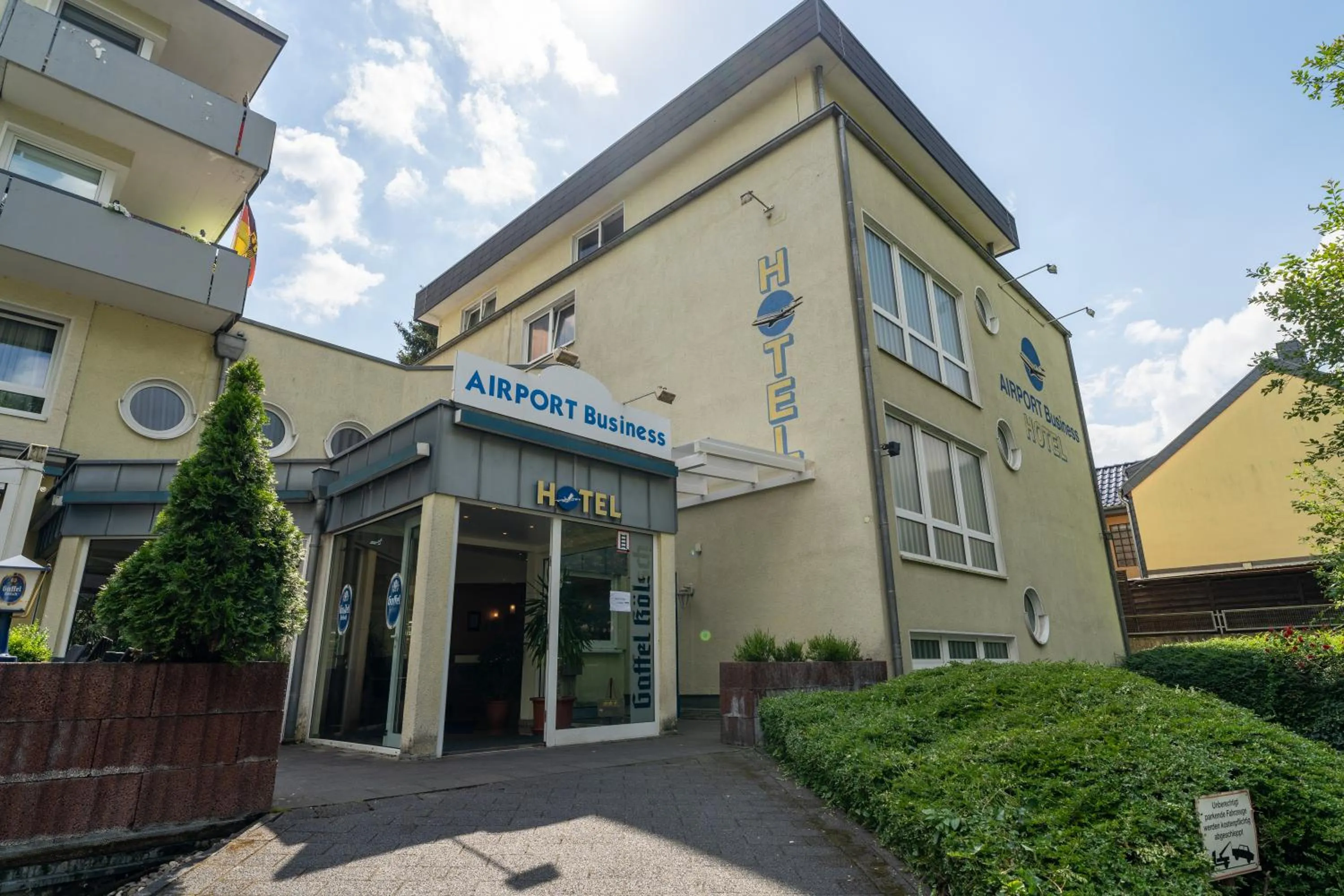 Property building in Airport Business Hotel Köln