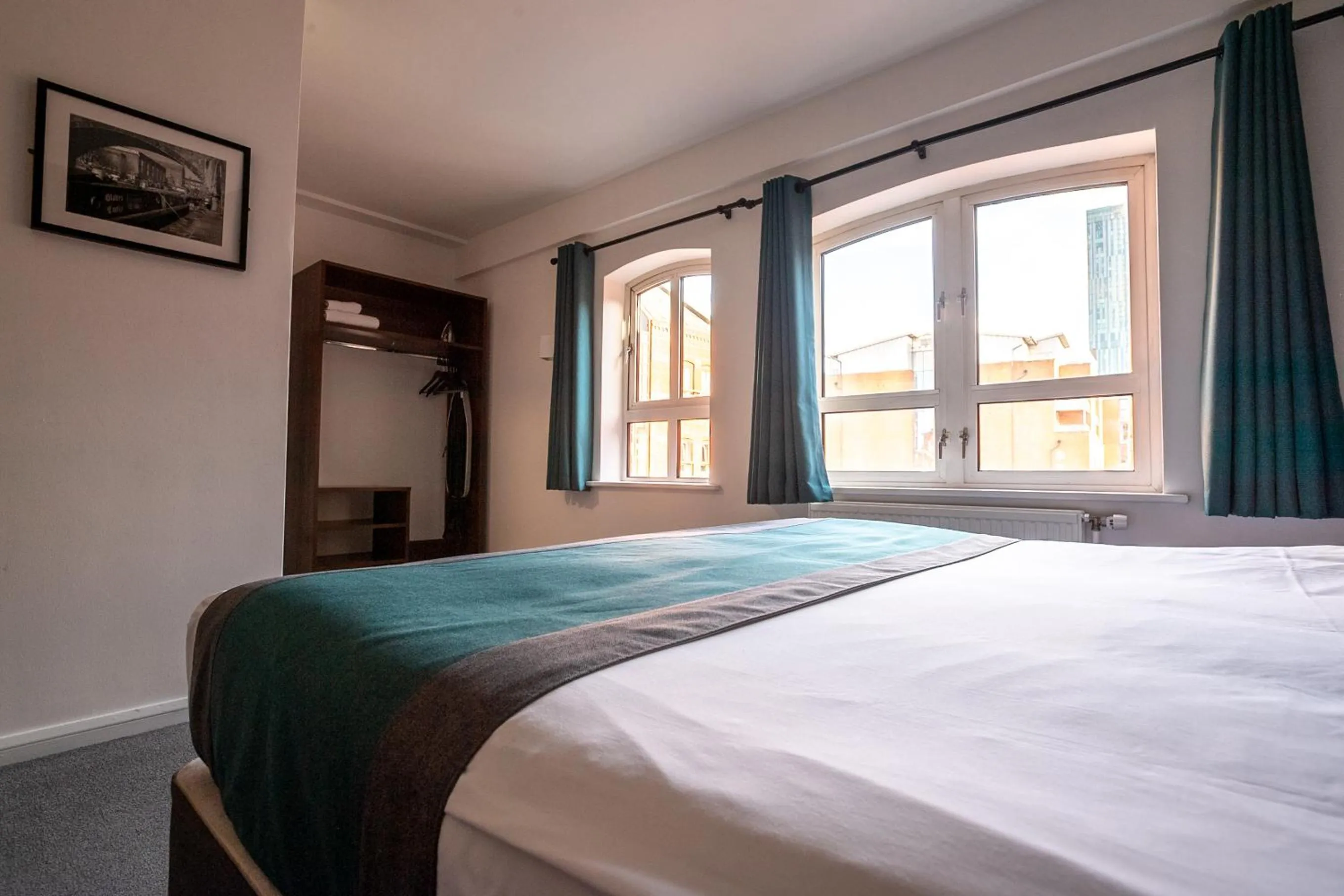 Bedroom, Bed in Castlefield Hotel