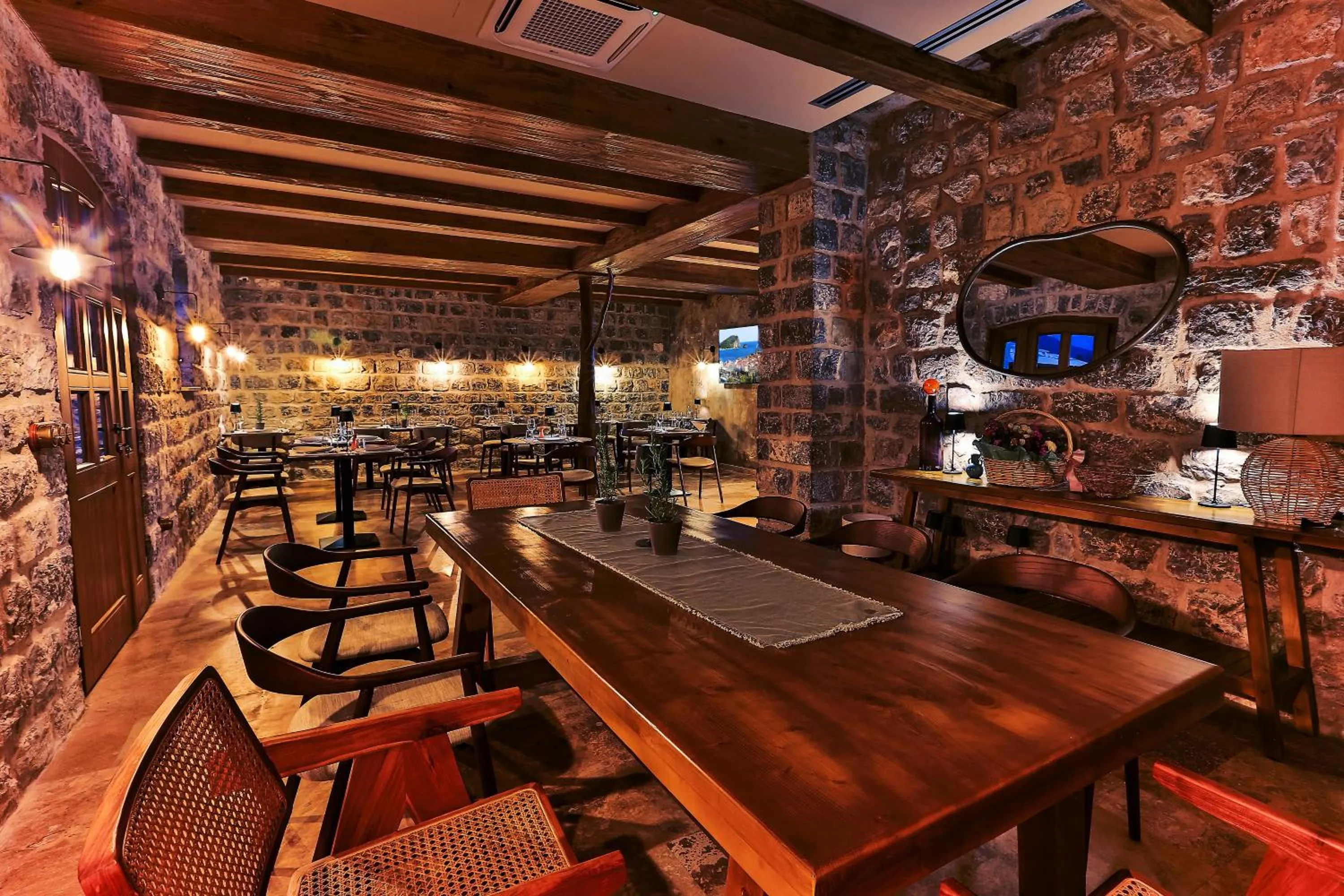 Restaurant/places to eat in Boutique hotel Ruzmarin SPA & Garden by Aycon