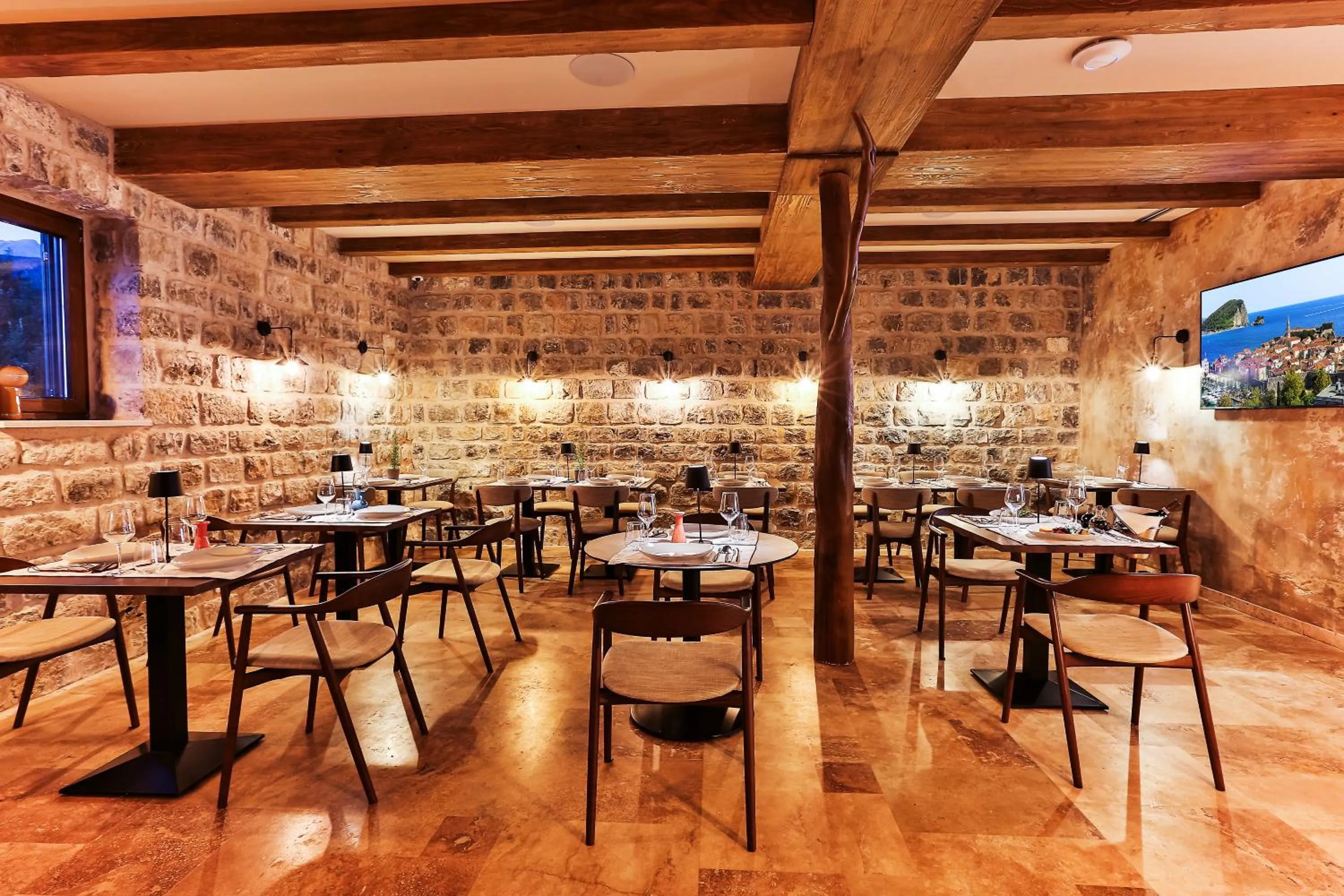 Restaurant/places to eat in Boutique hotel Ruzmarin SPA & Garden by Aycon