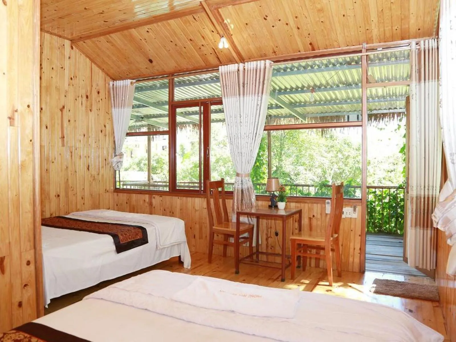 Natural landscape, Bed in Phong Nha Midtown Hotel