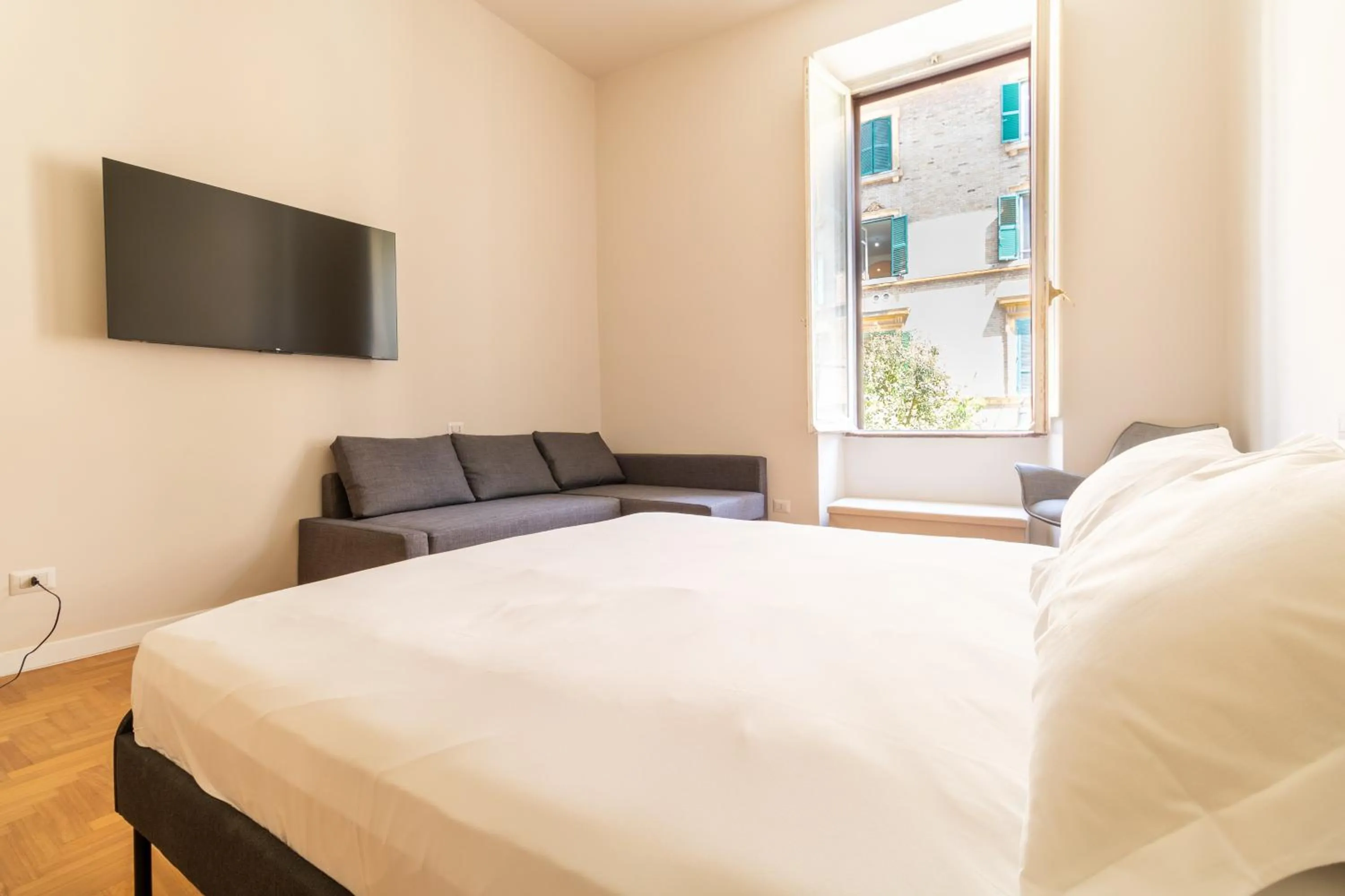 TV and multimedia in Guesthouse Emilio