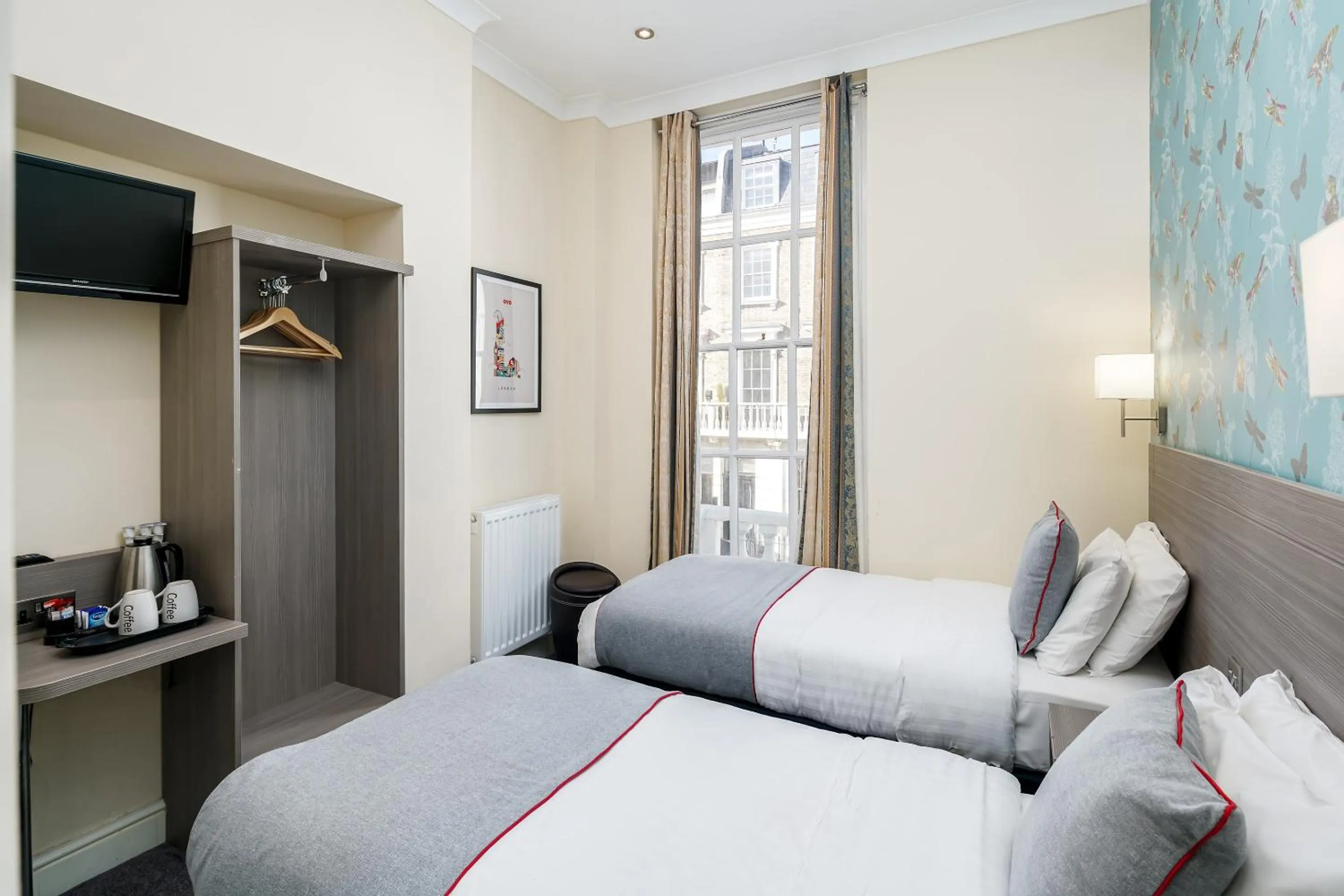 Bedroom, Bed in OYO Bakers Hotel London Victoria