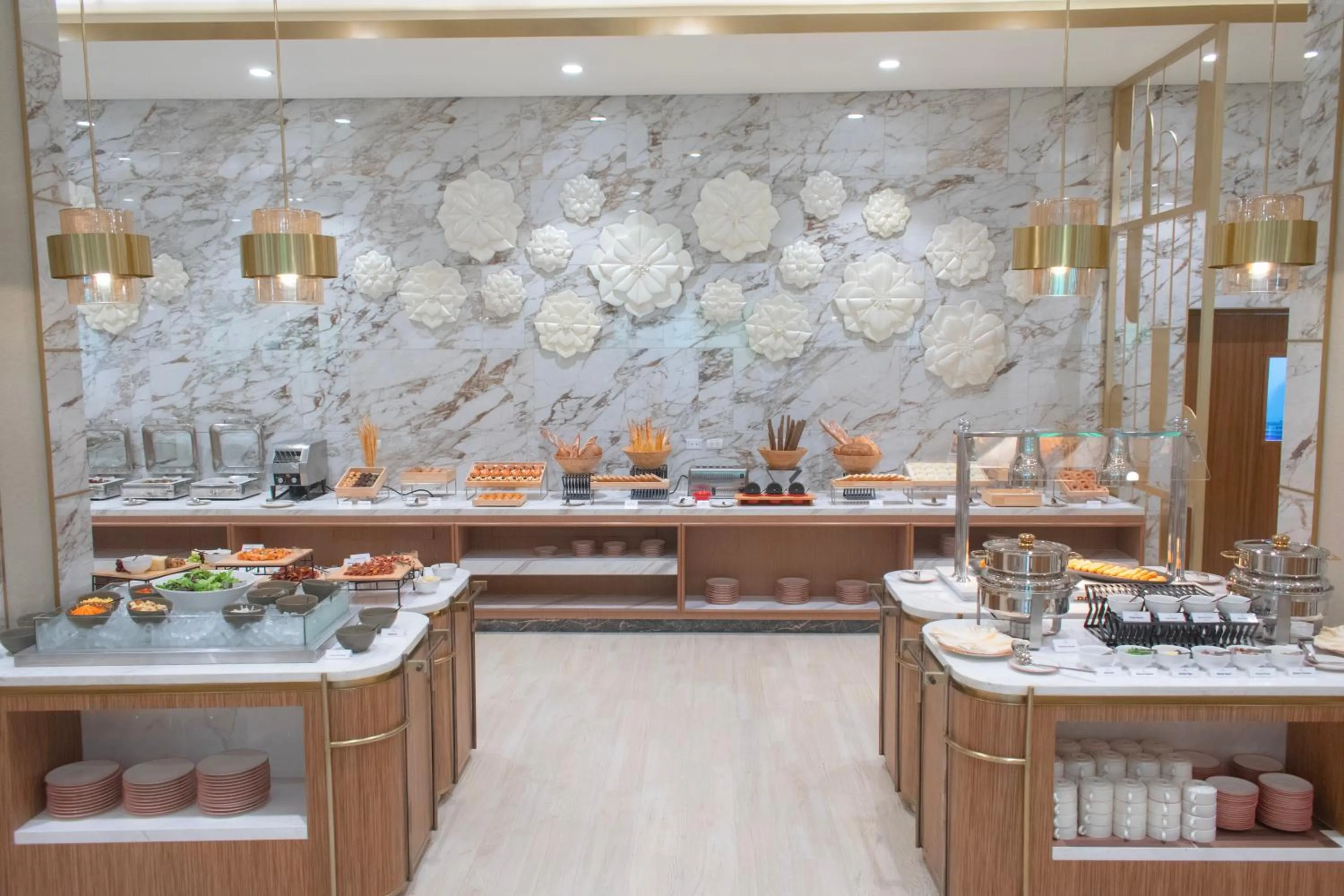 Restaurant/places to eat in Grand Westside Manila Bay