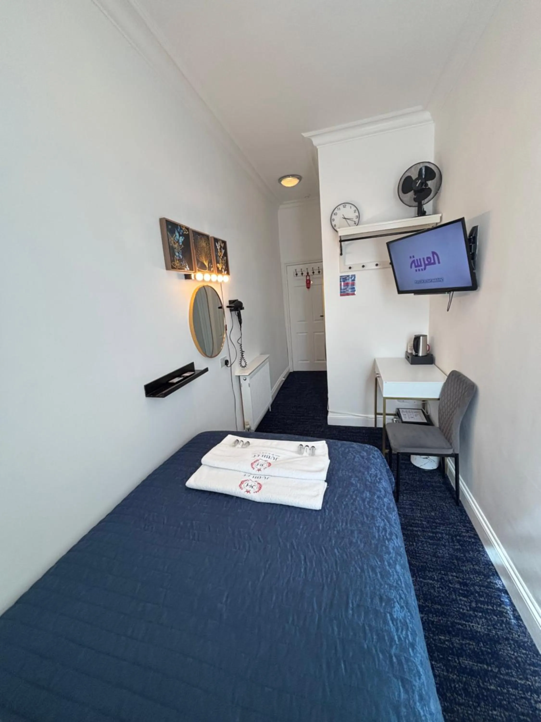 Bed in Jubilee Hotel Victoria