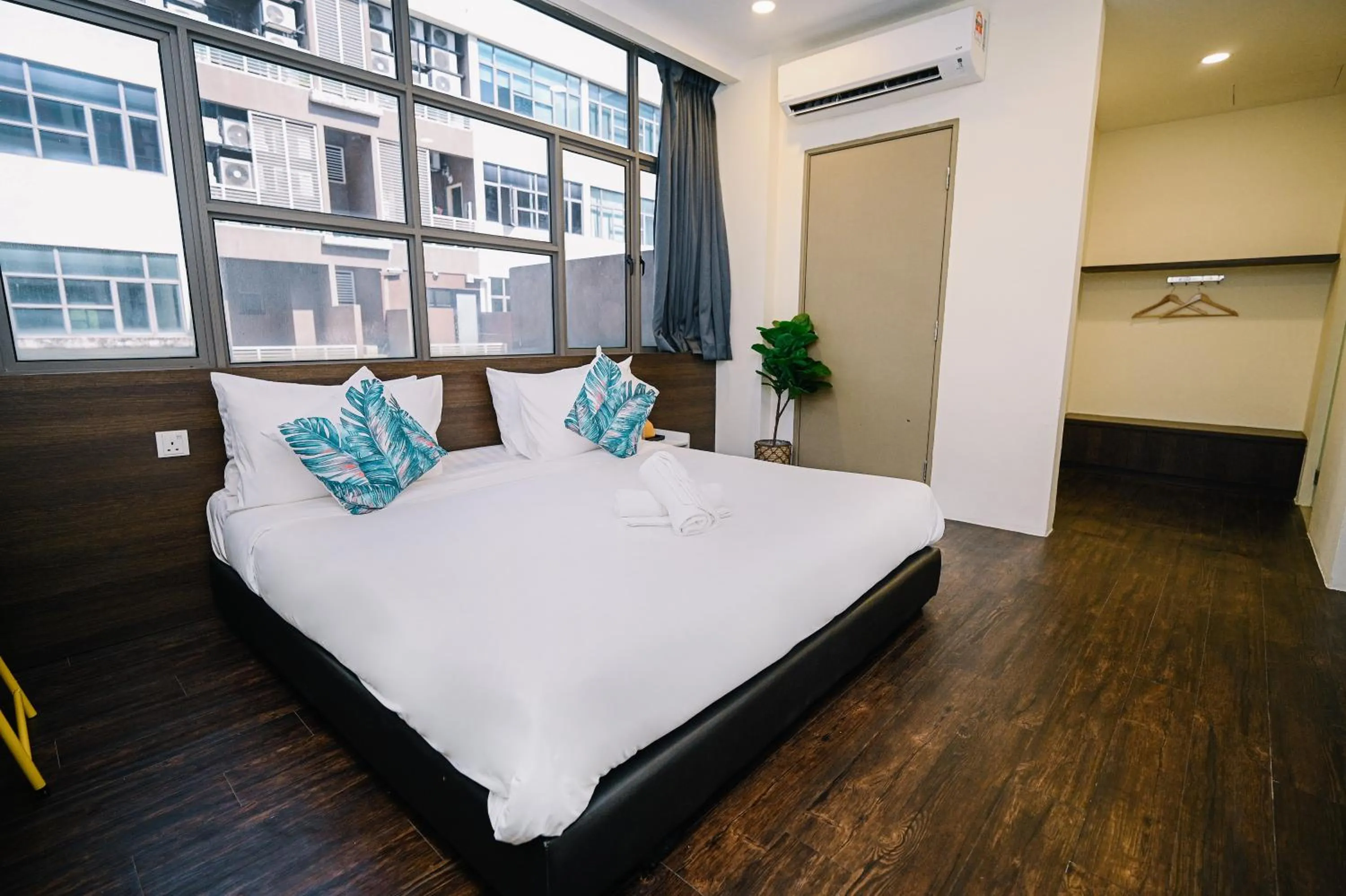 Bed in Swing & Pillows - Z Hotel Cyberjaya