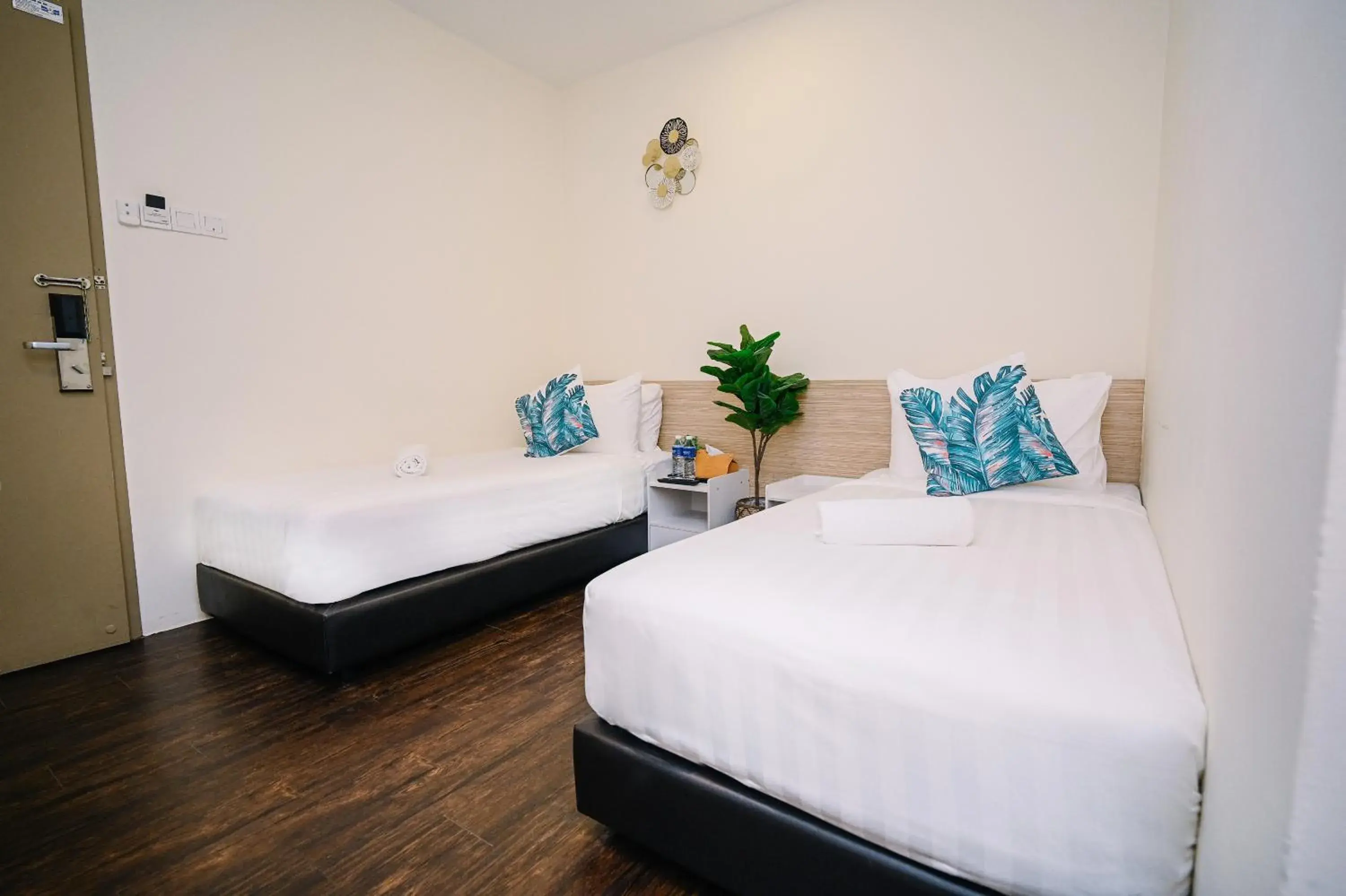 Standard Twin Room in Swing & Pillows - Z Hotel Cyberjaya Standard Twin Room in Swing & Pillows - Z Hotel Cyberjaya