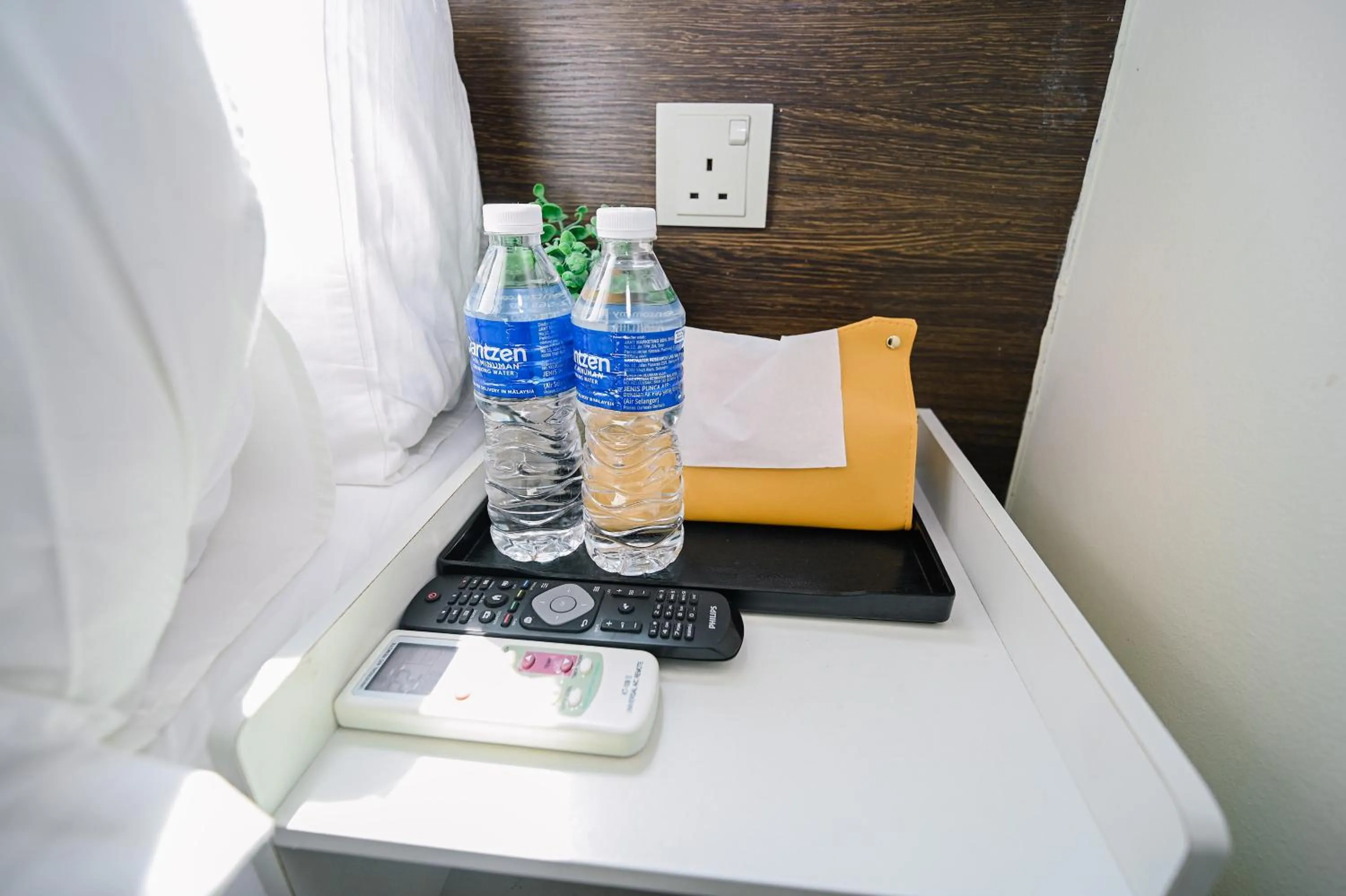 Bed in Swing & Pillows - Z Hotel Cyberjaya