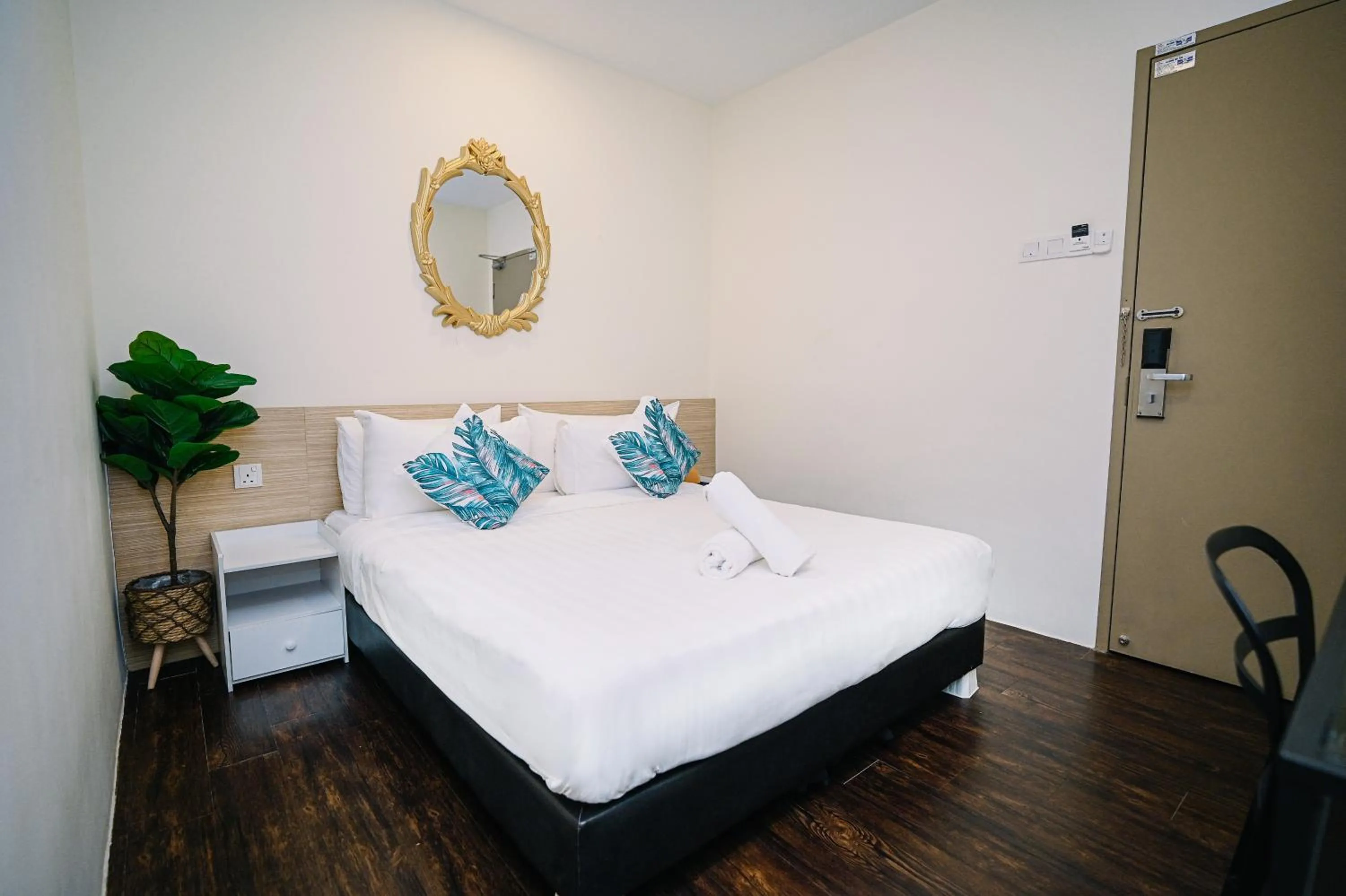 Bed in Swing & Pillows - Z Hotel Cyberjaya