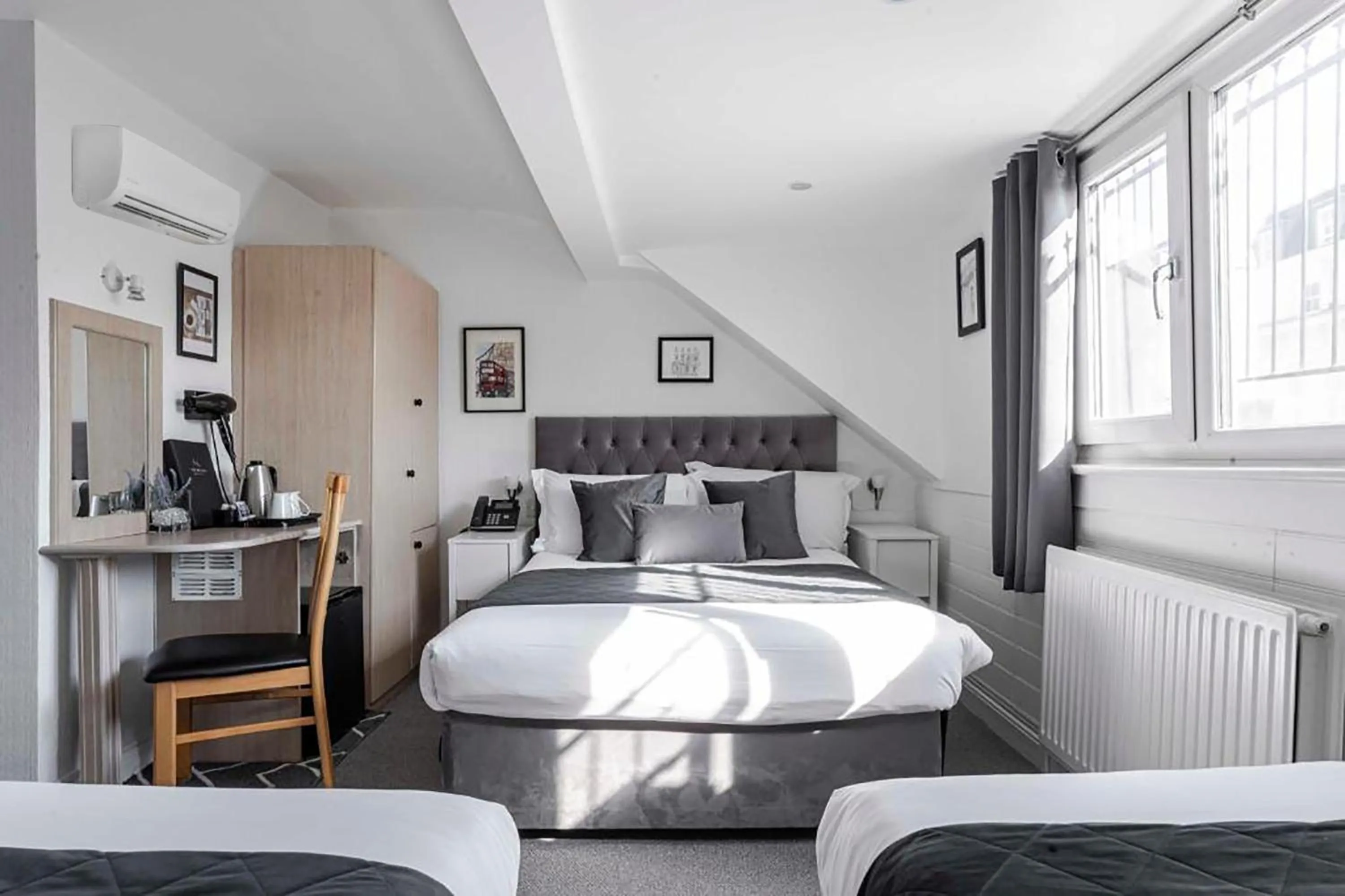 hair dryier, Bed in The Melita