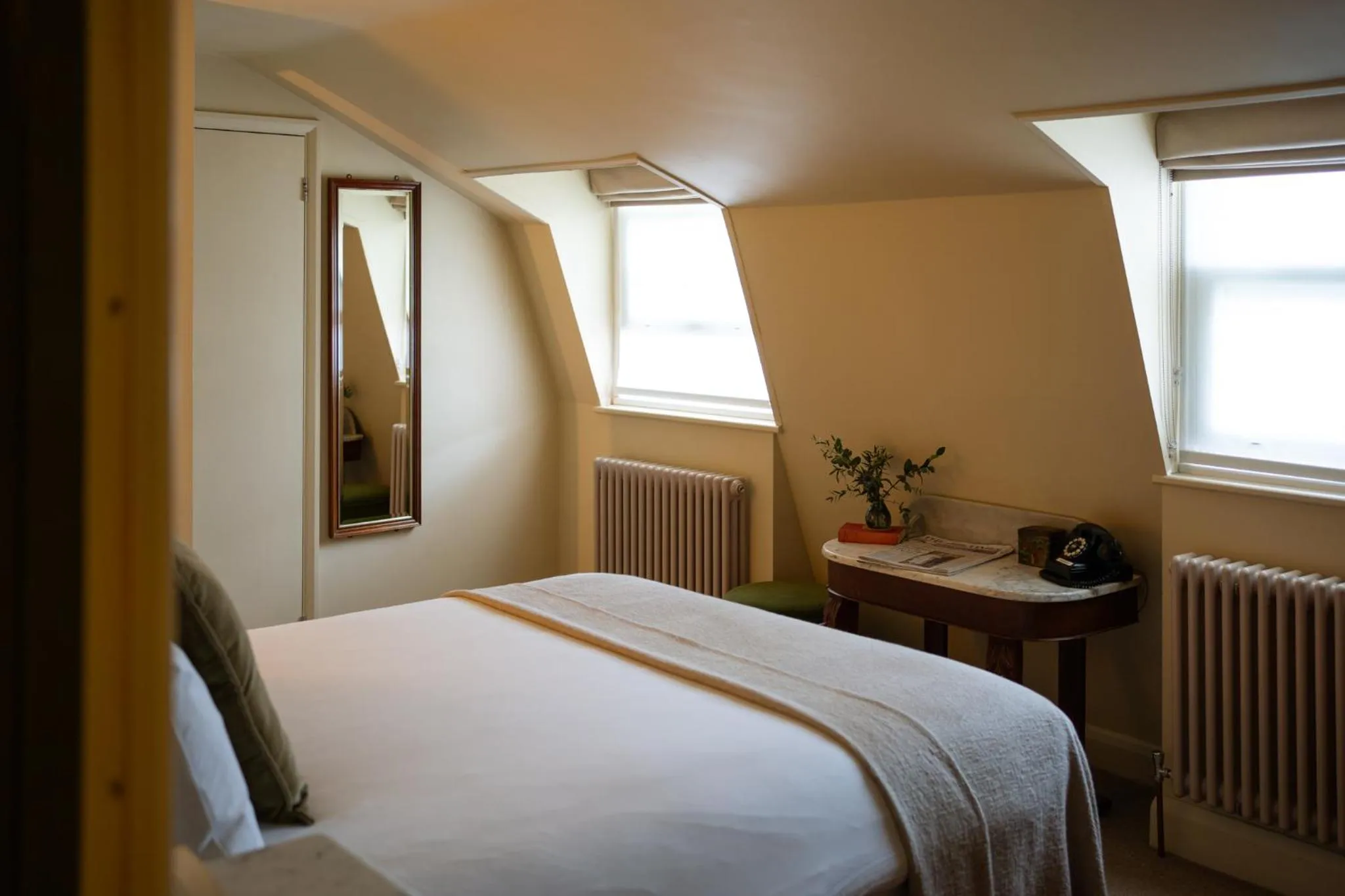 Bed in Georgian House Hotel