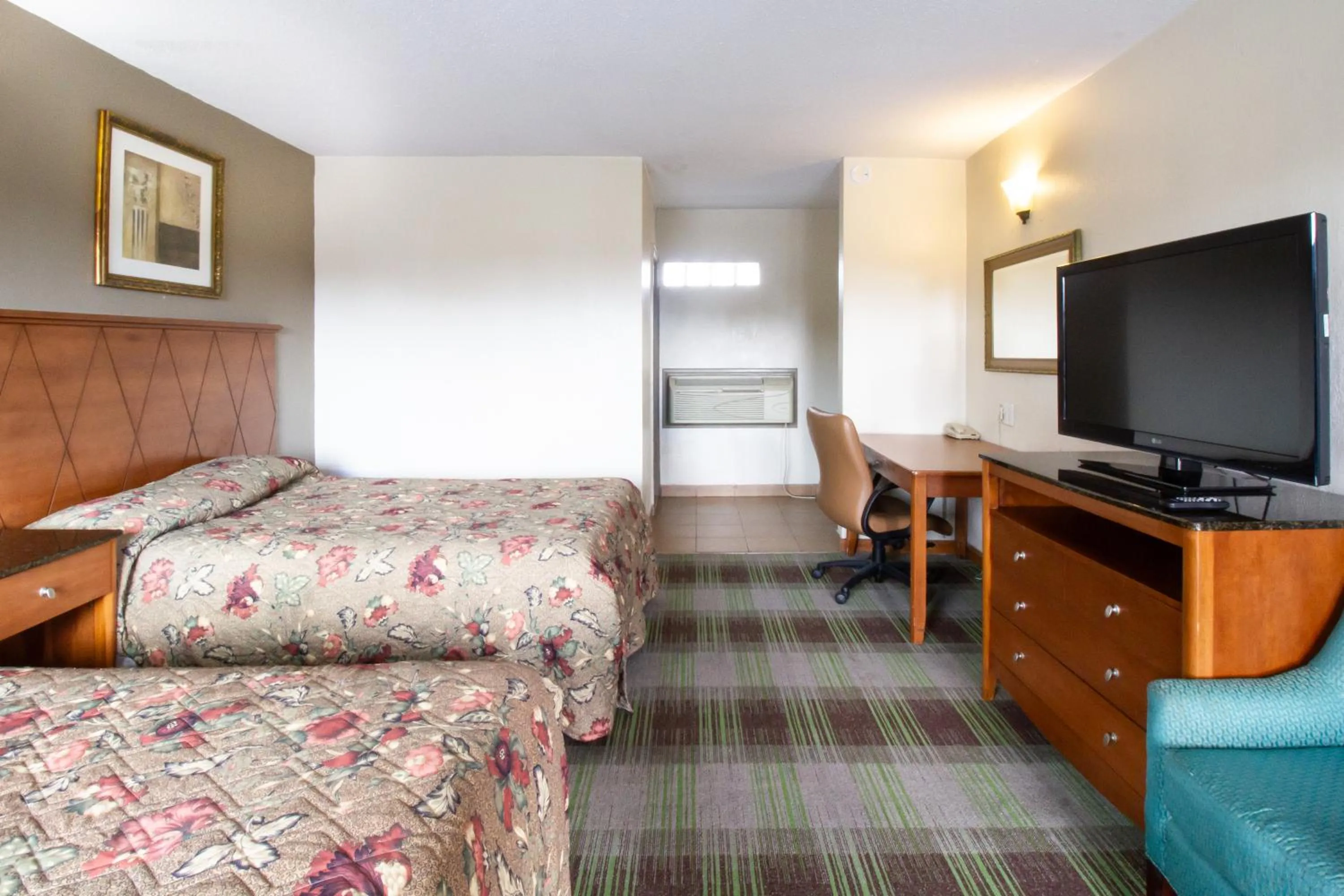 View (from property/room) in Whitehouse Motel Richmond South