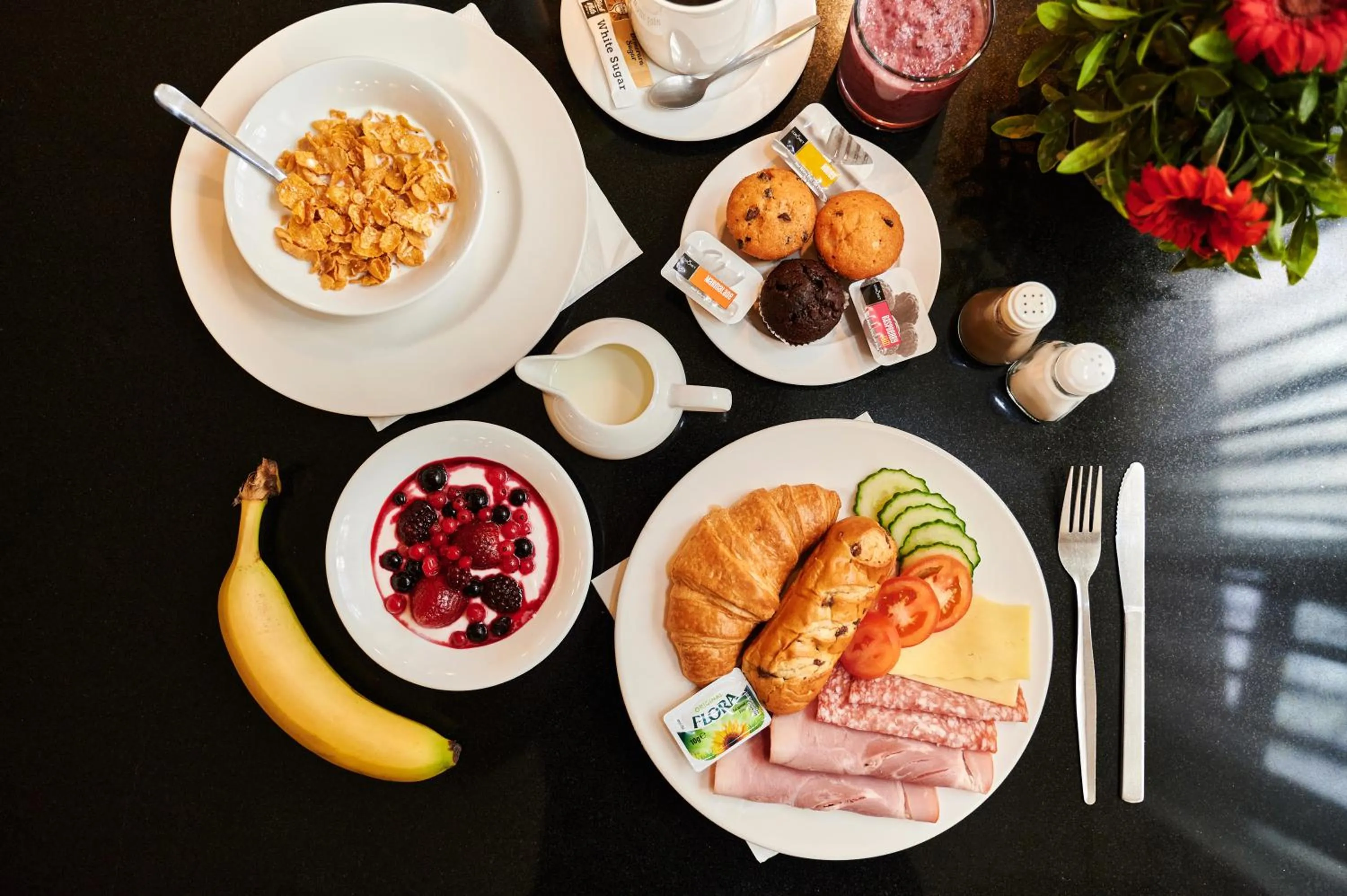 Breakfast in Huttons Hotel, Victoria London