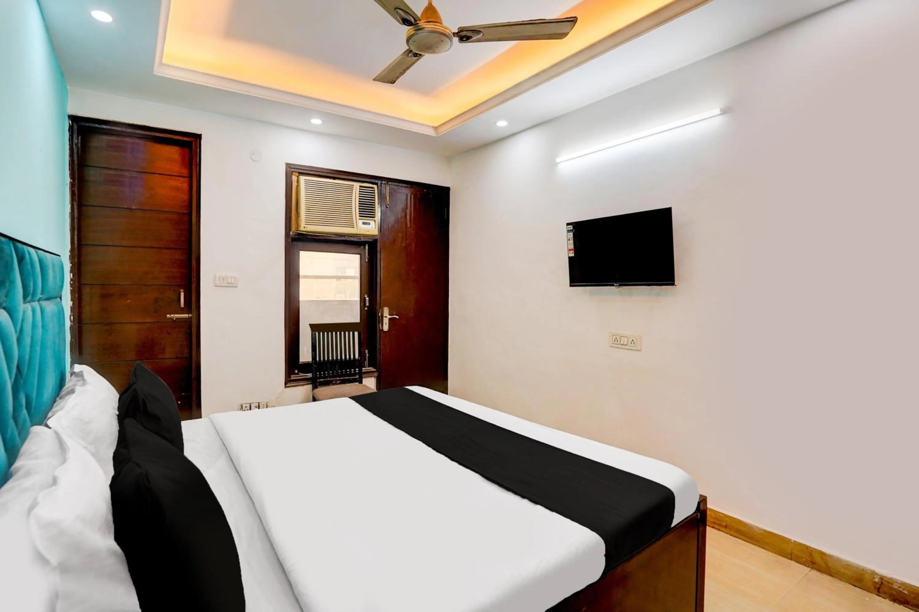 Bedroom, Bed in Hotel O Silver Key KD plaza Near Saket Metro station