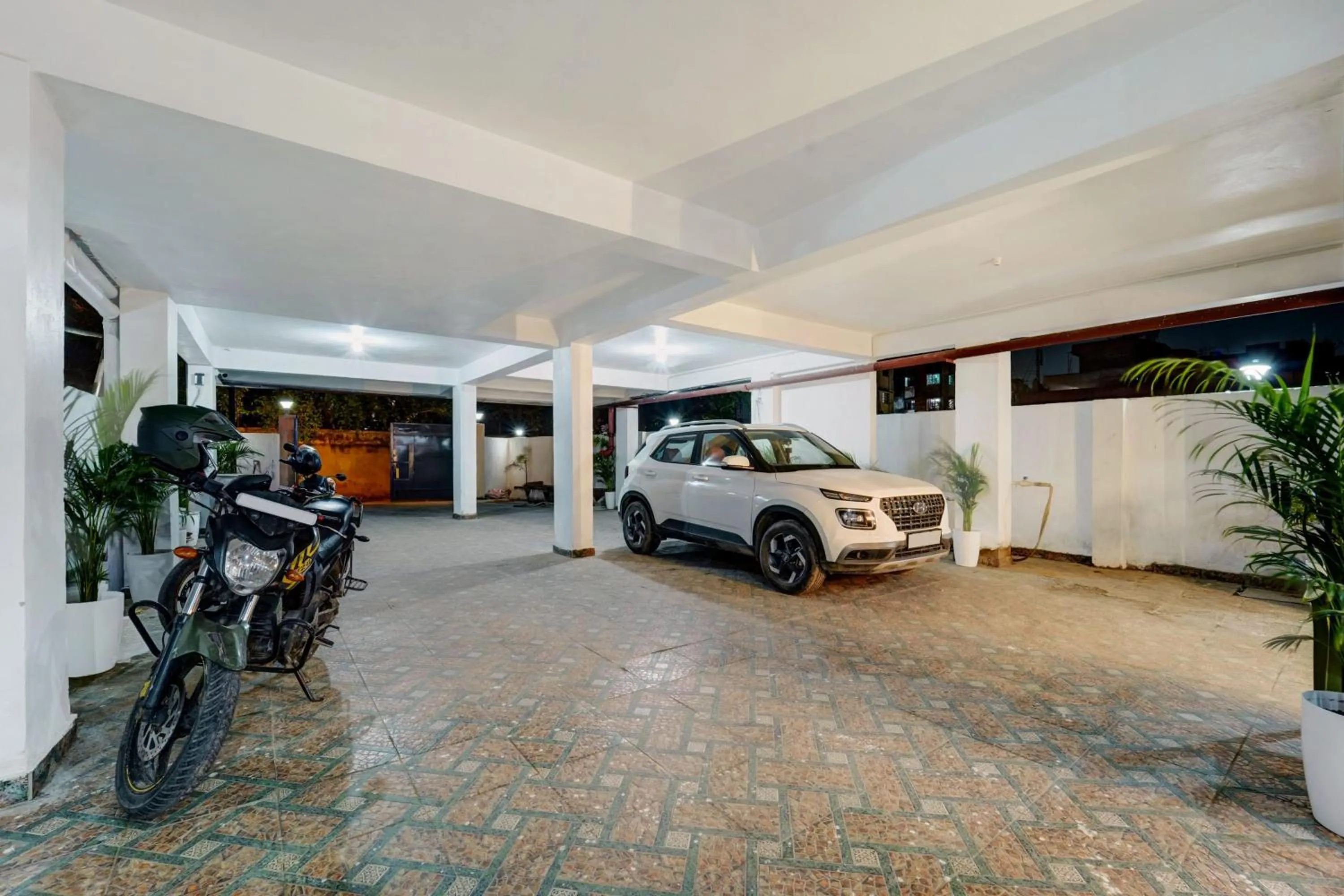 On site in Super Townhouse OAK The Dev Regency