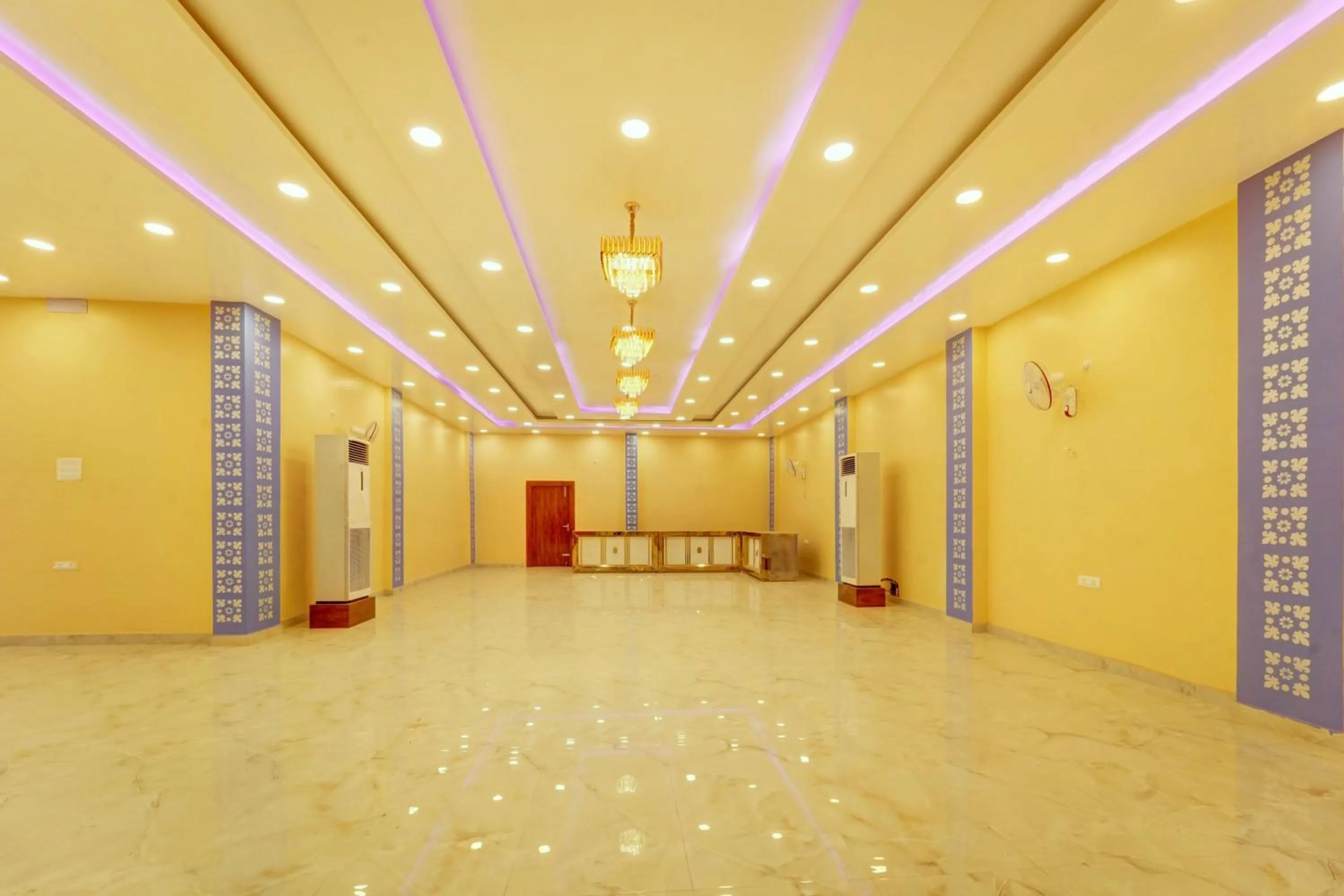 Other in Super Townhouse OAK The Dev Regency