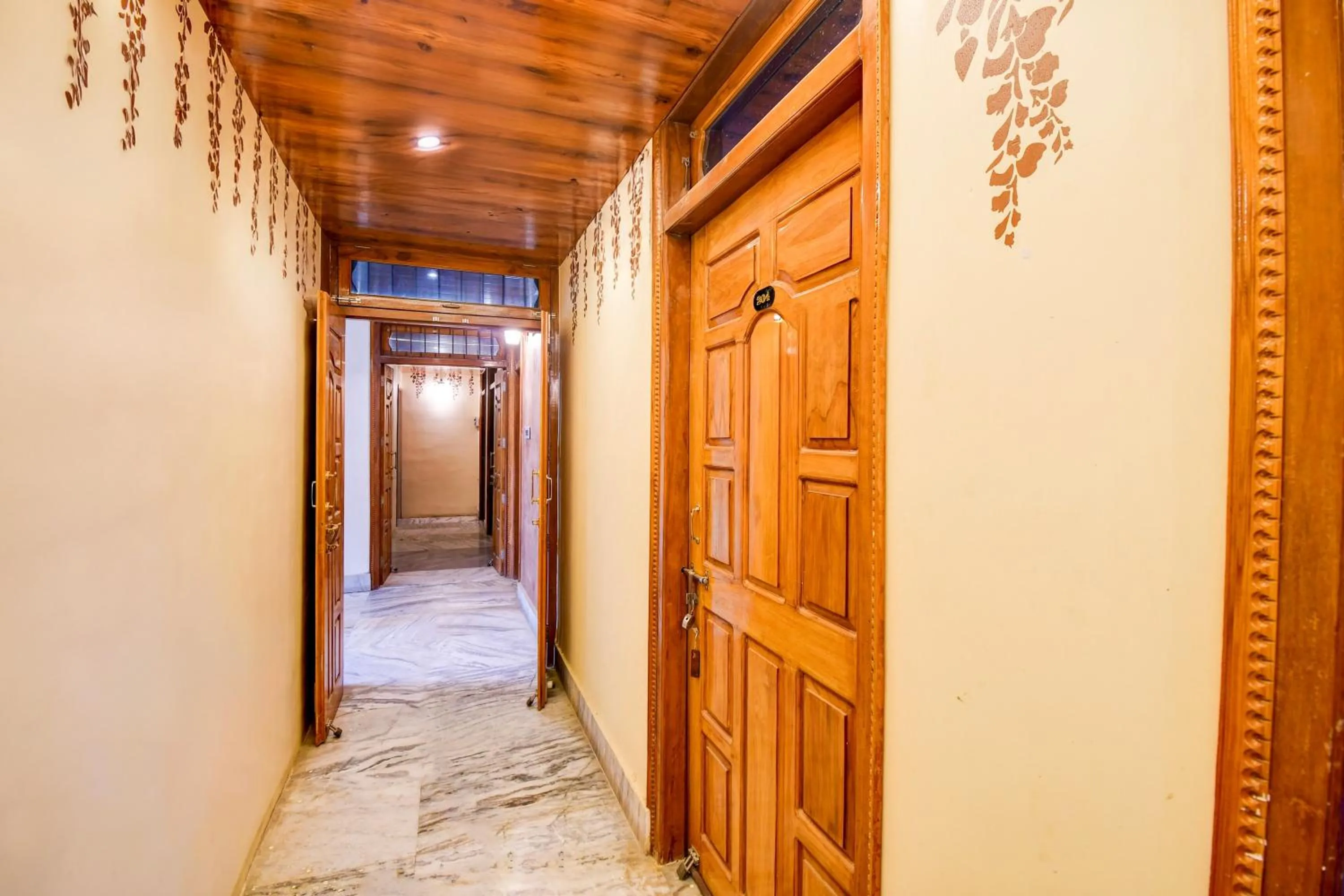 Lobby or reception in Super Collection O Transport Nagar Metro Station Patna