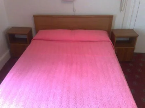Bed in Stanley House Hotel