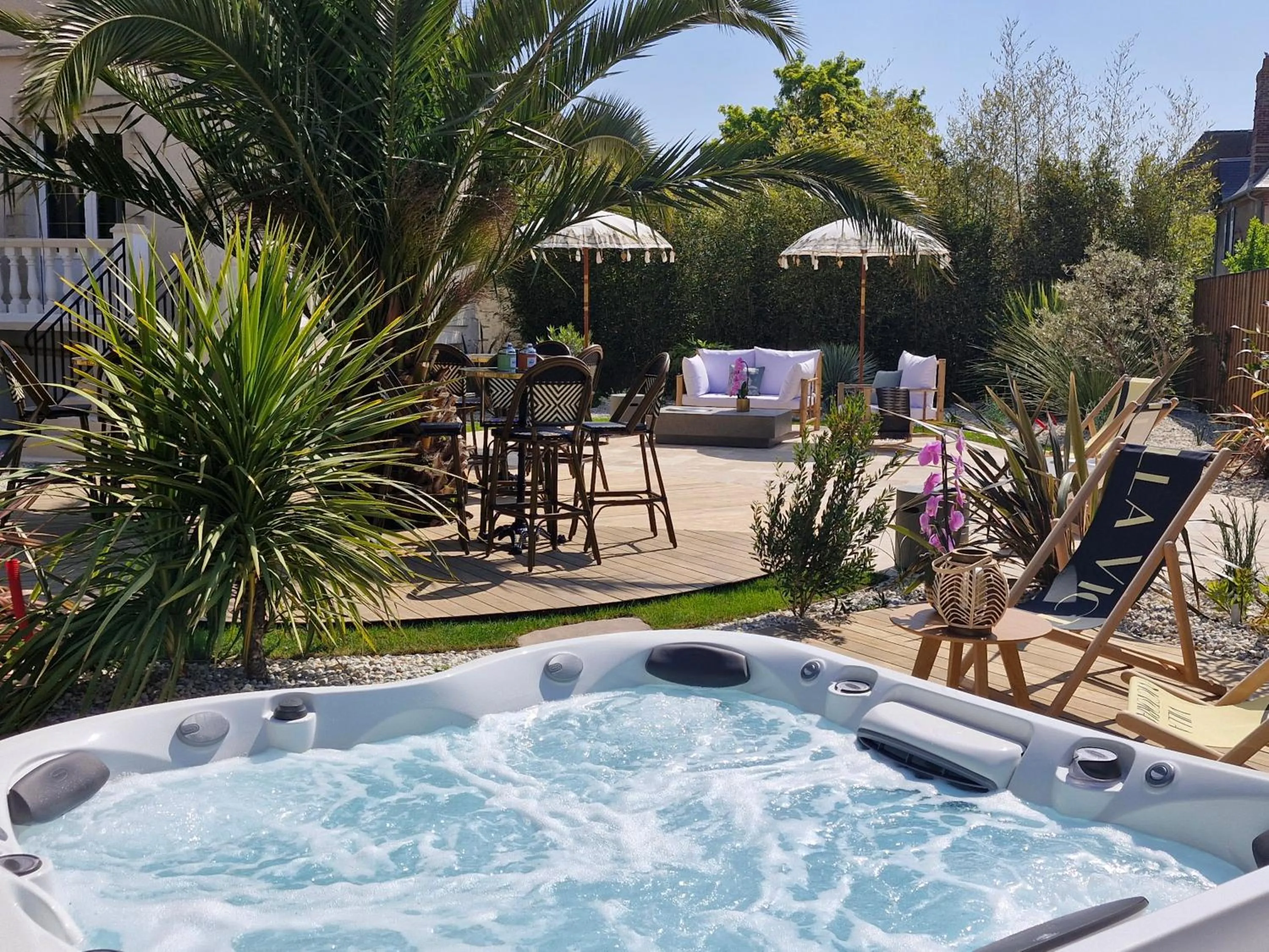 Patio in Villa Victoria Hôtel et Spa