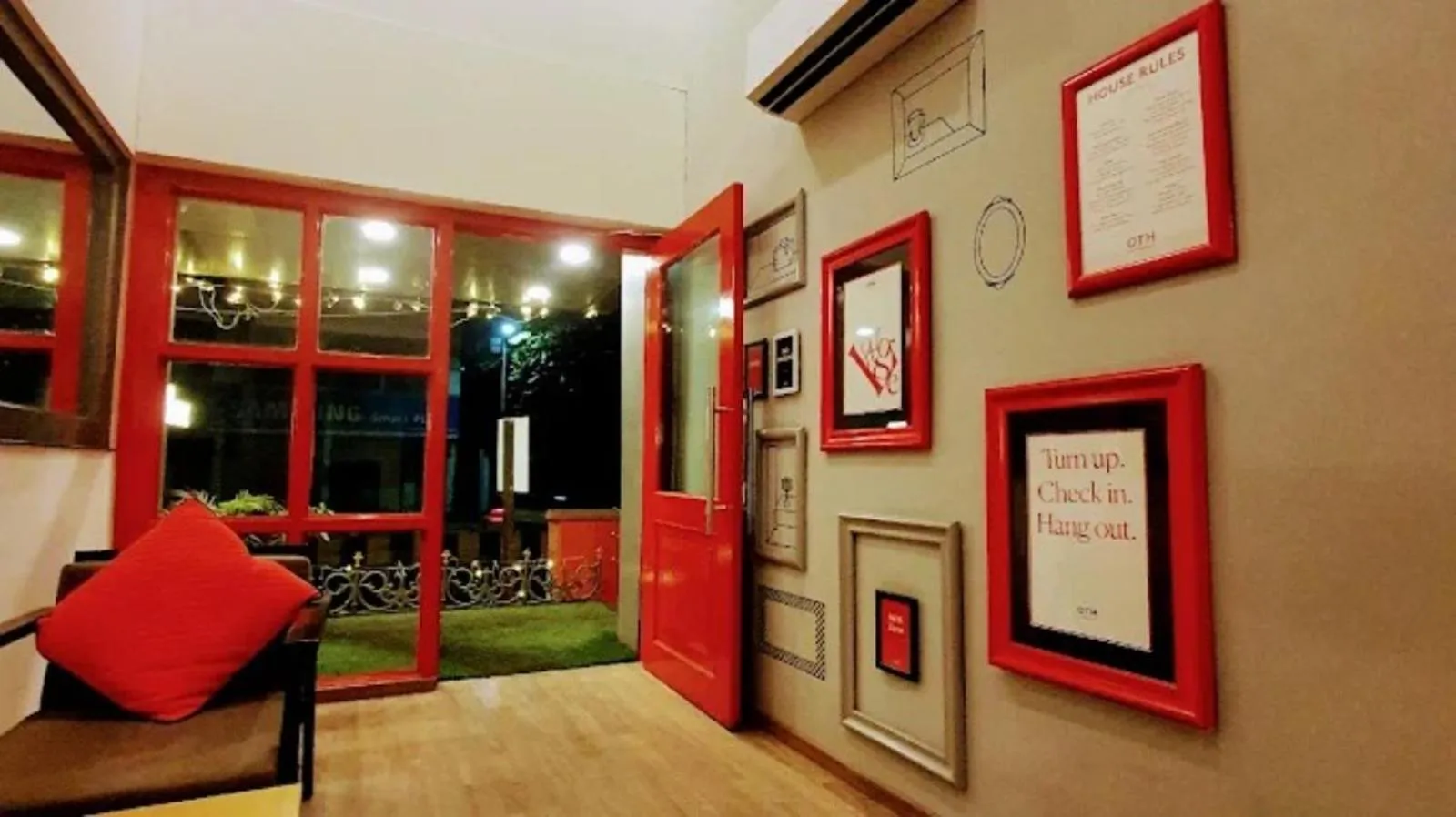 Facade/entrance in Hotel Signature, Nagpur